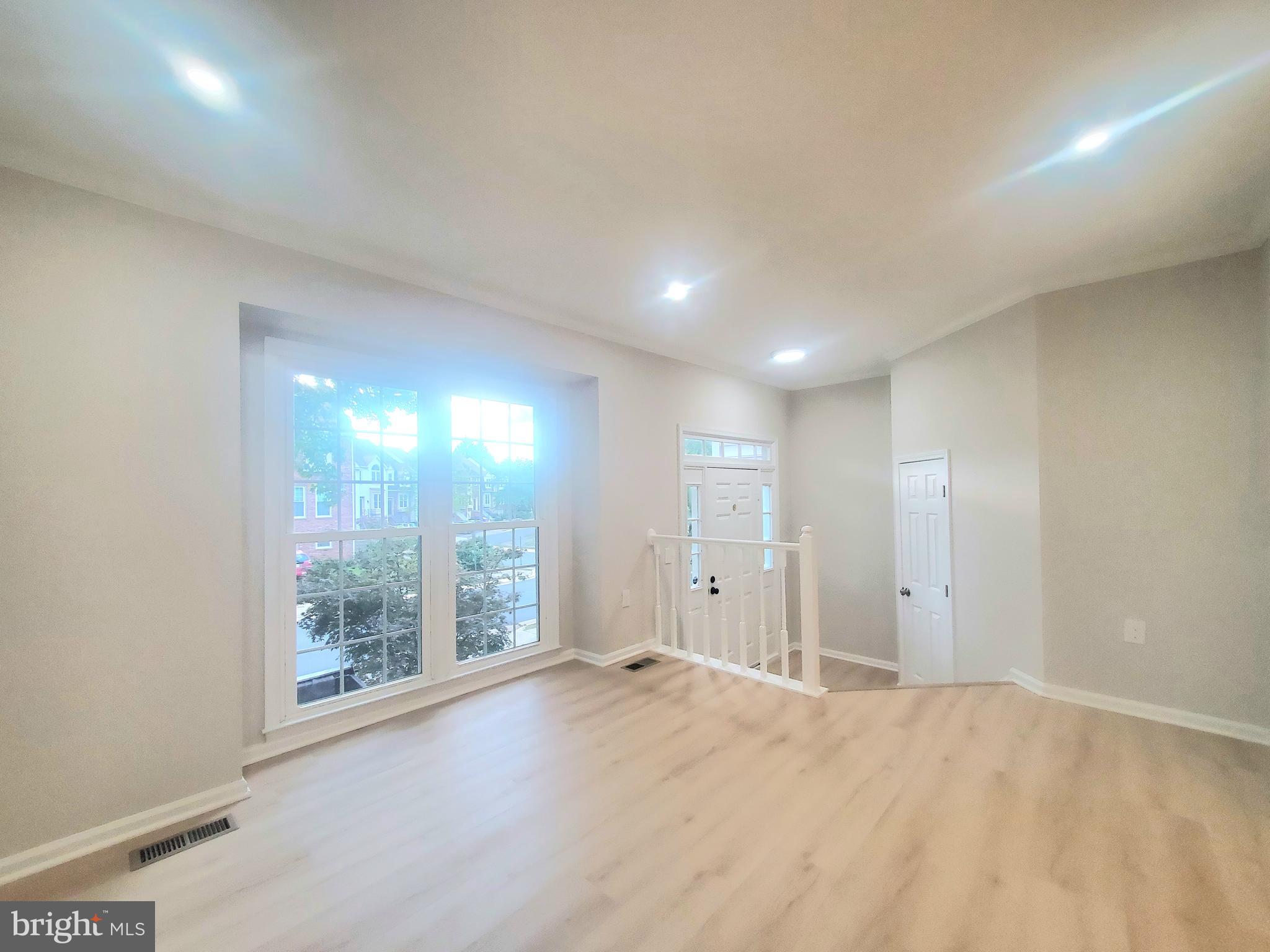 HERITAGE ESTATES - Residential Lease