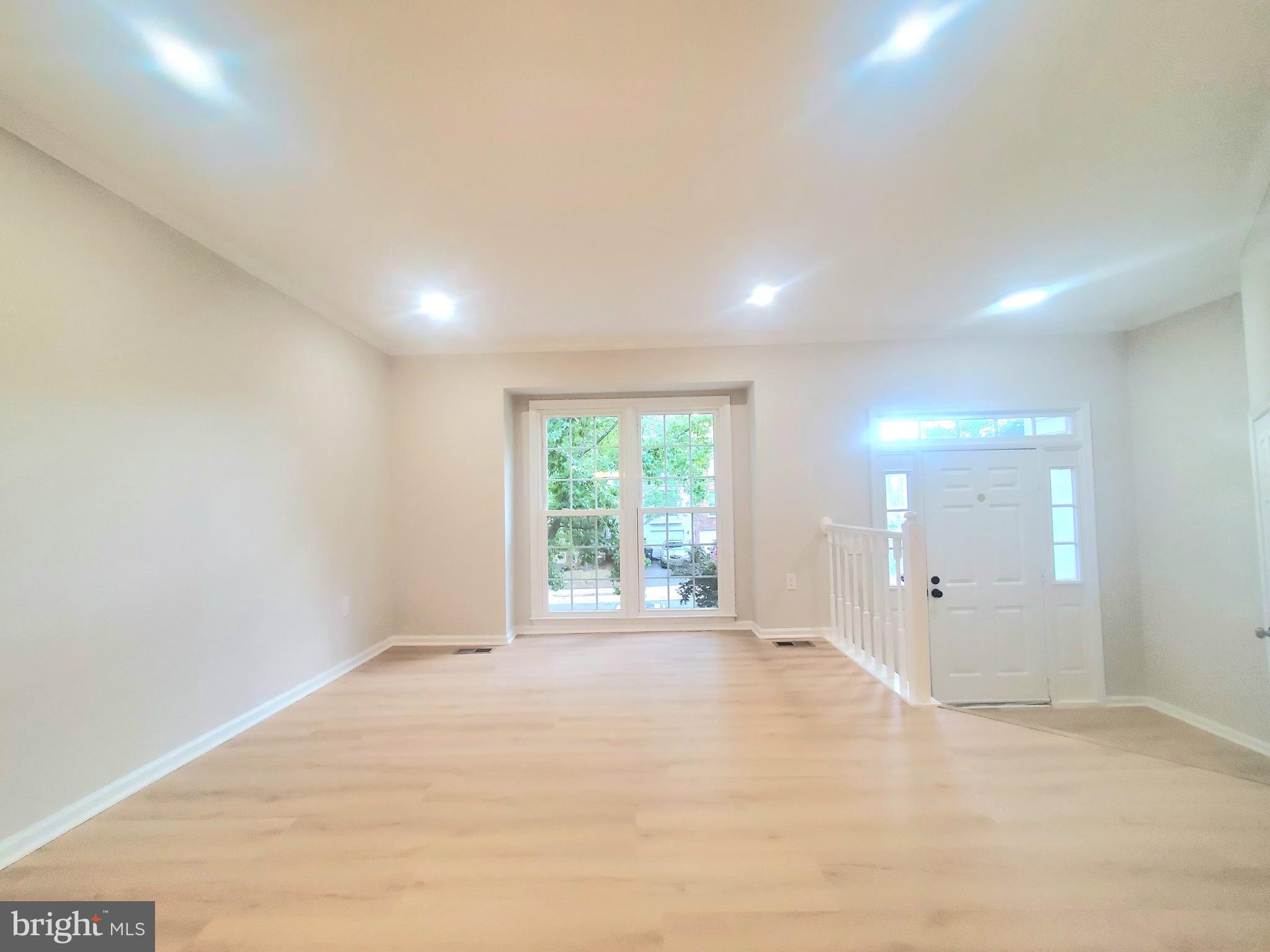 HERITAGE ESTATES - Residential Lease