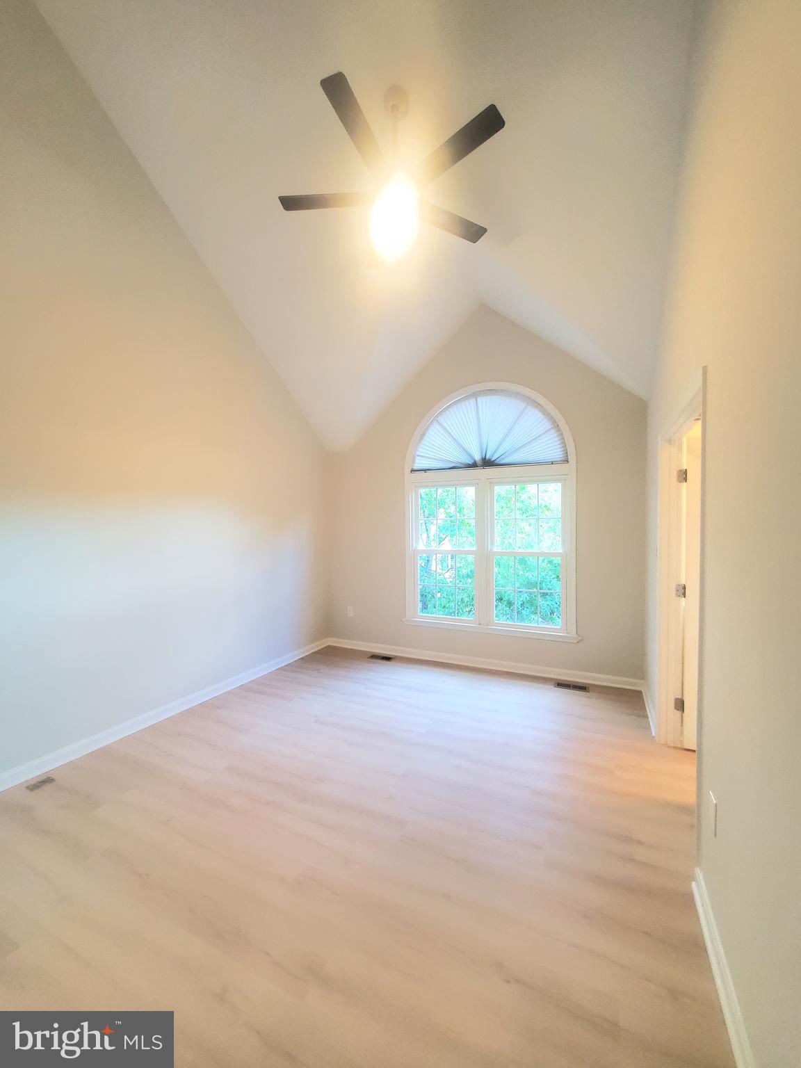 HERITAGE ESTATES - Residential Lease