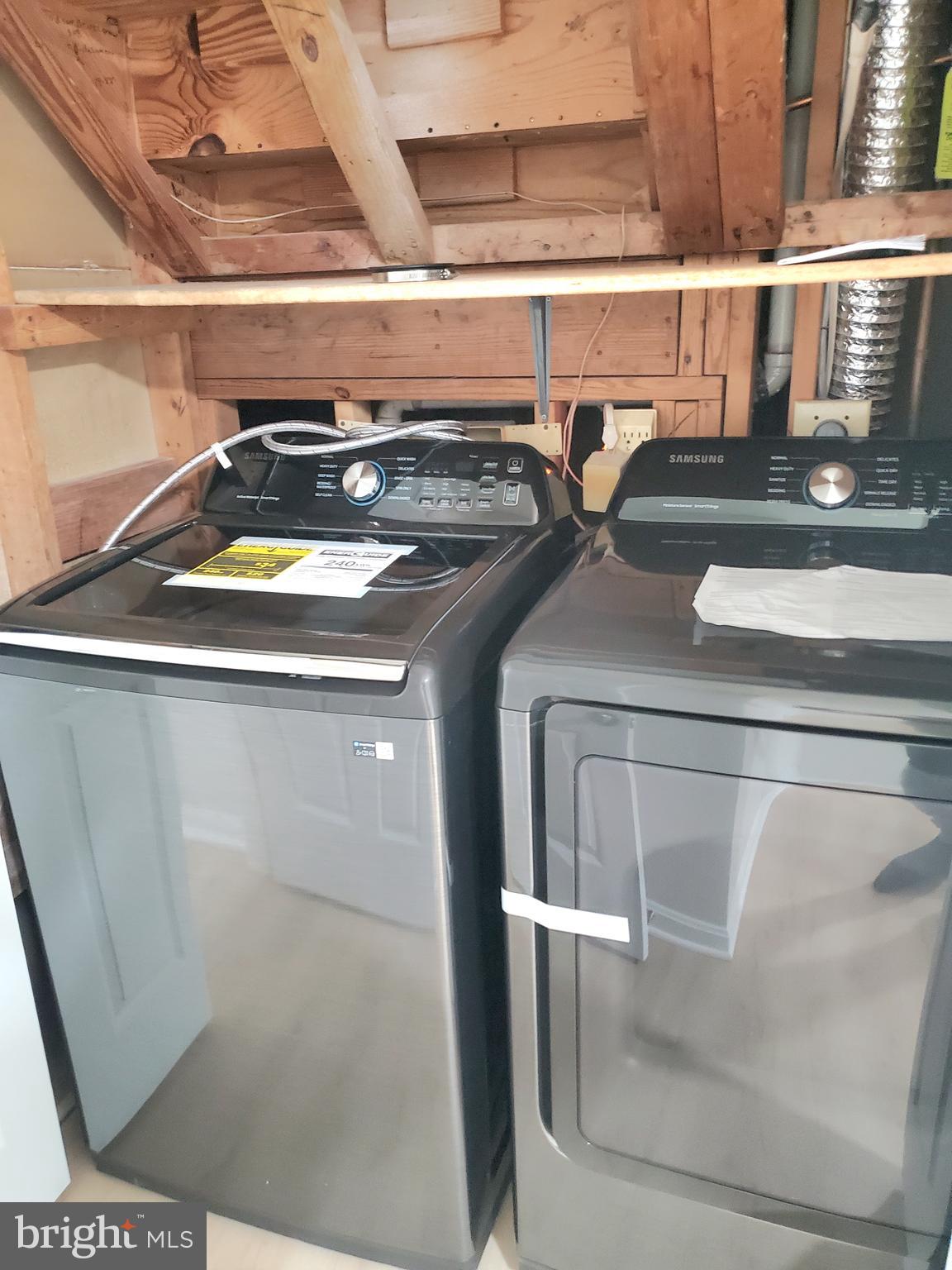 HERITAGE ESTATES - Residential Lease