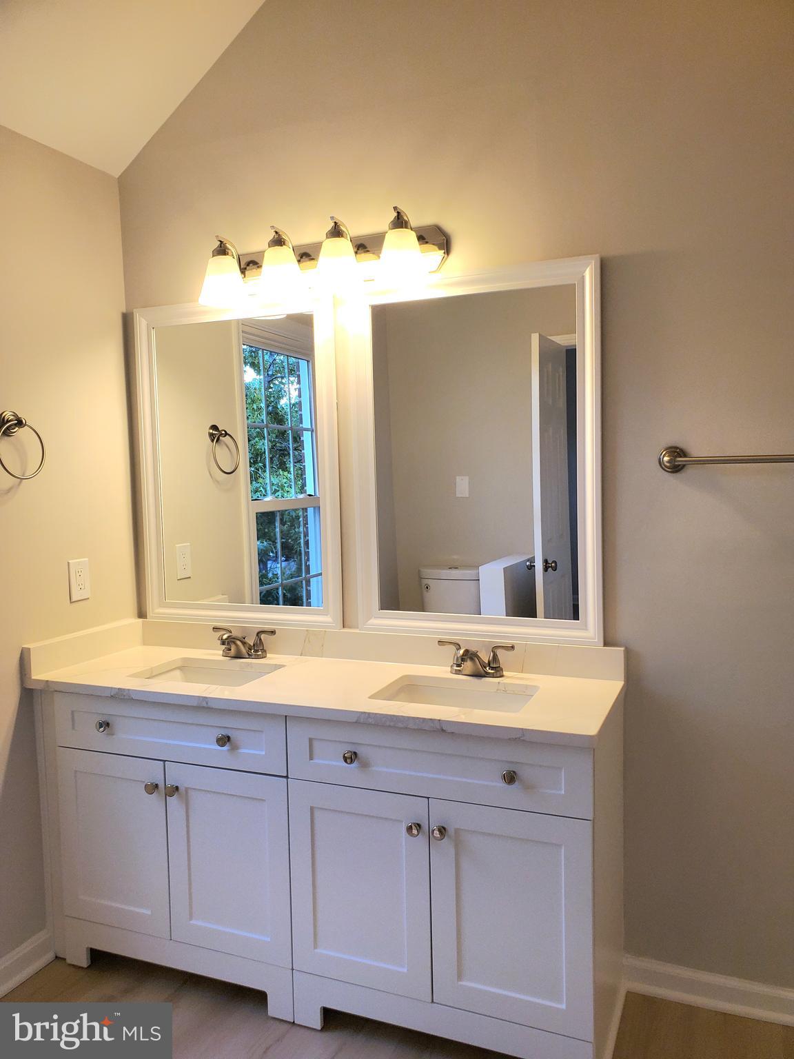 HERITAGE ESTATES - Residential Lease