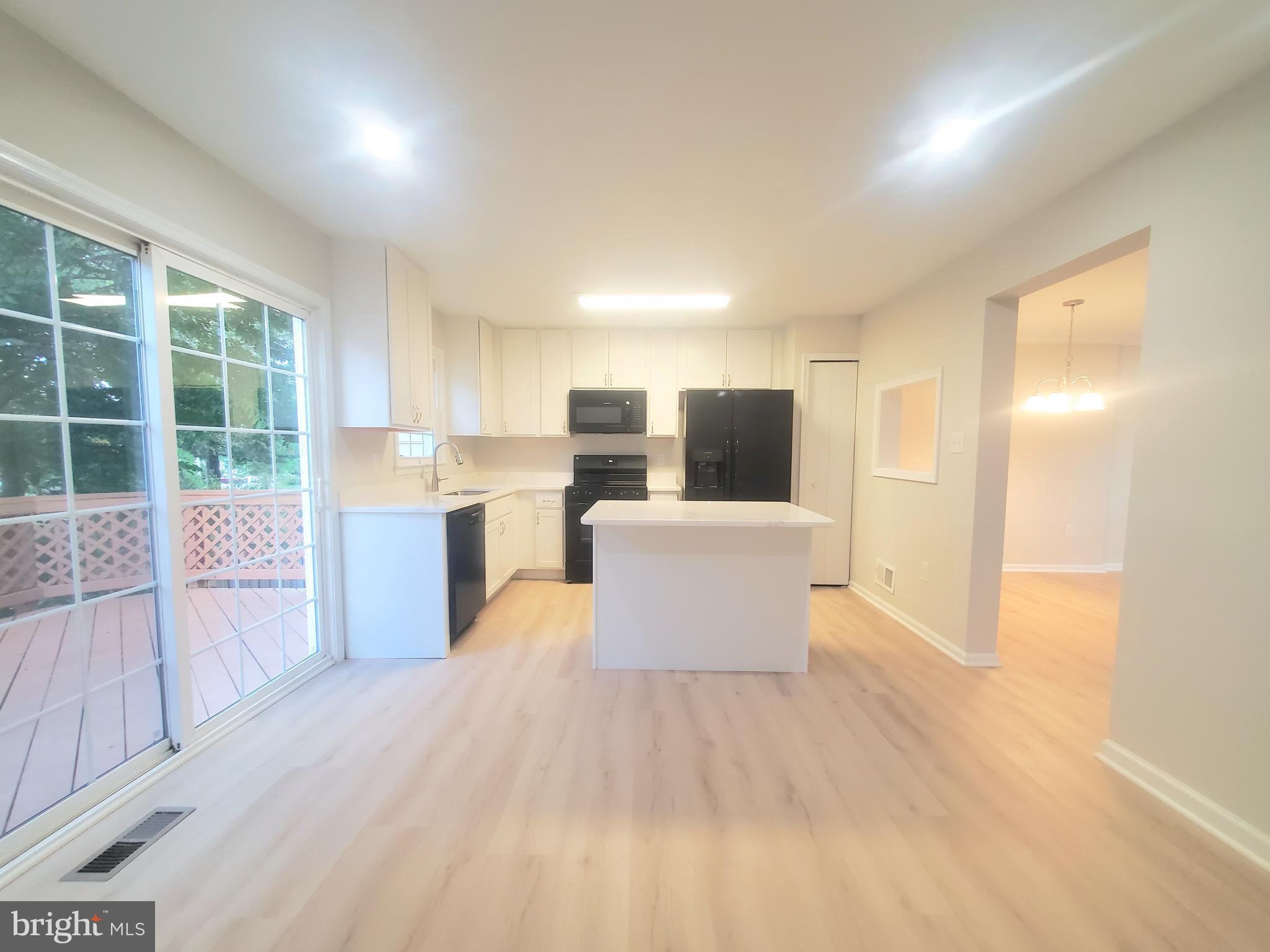 HERITAGE ESTATES - Residential Lease