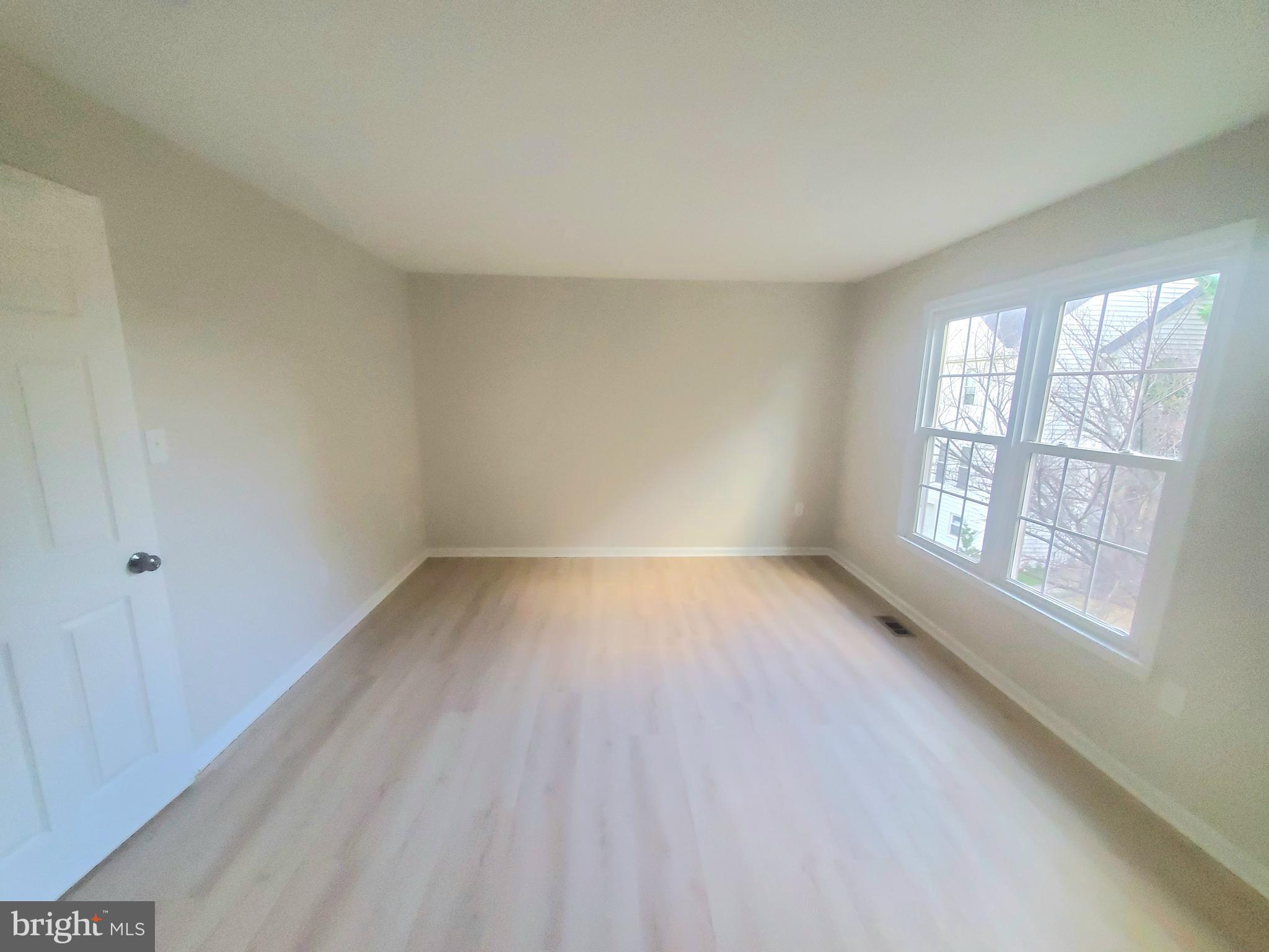 HERITAGE ESTATES - Residential Lease