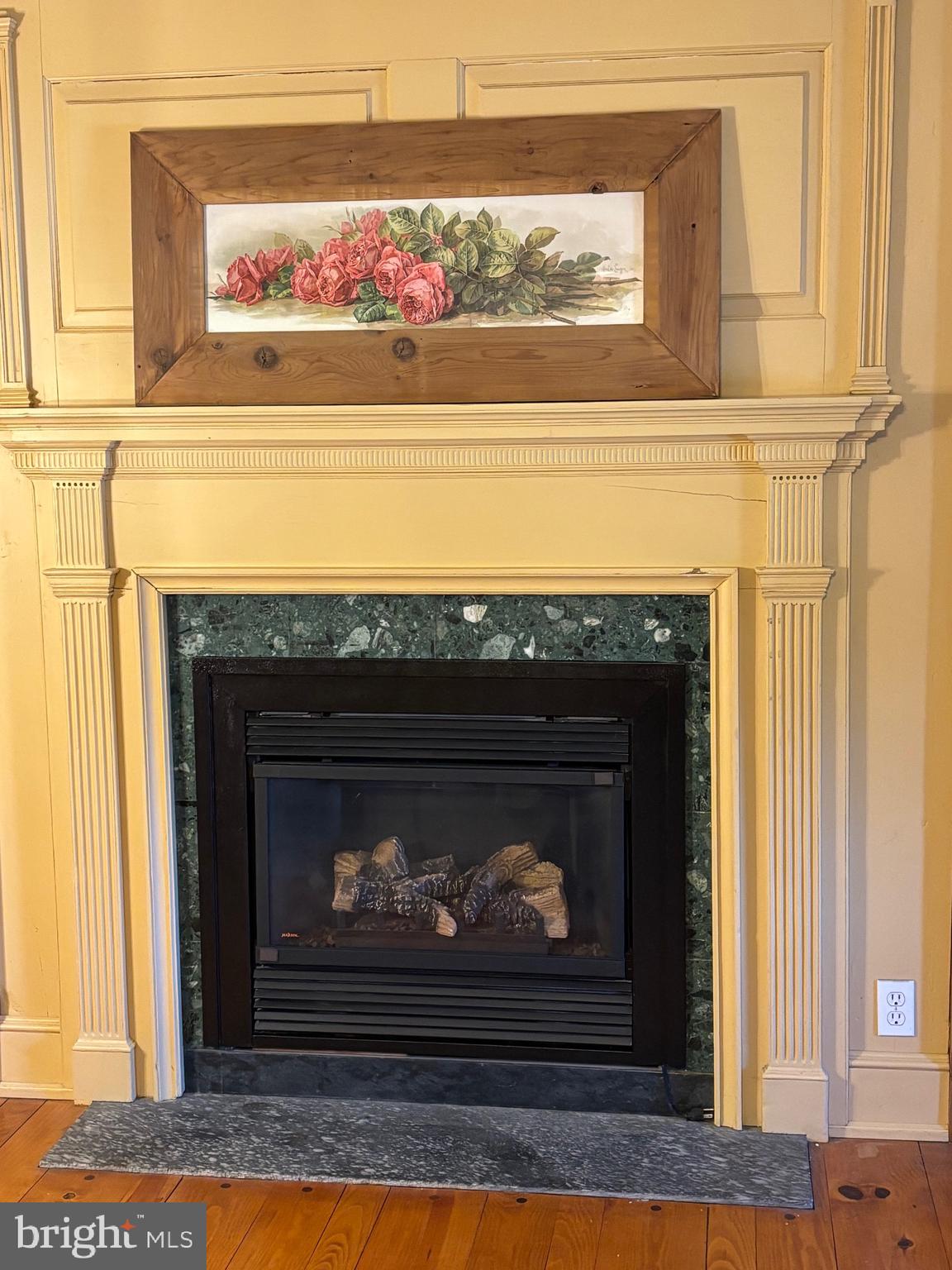 ROSEDALE - Residential