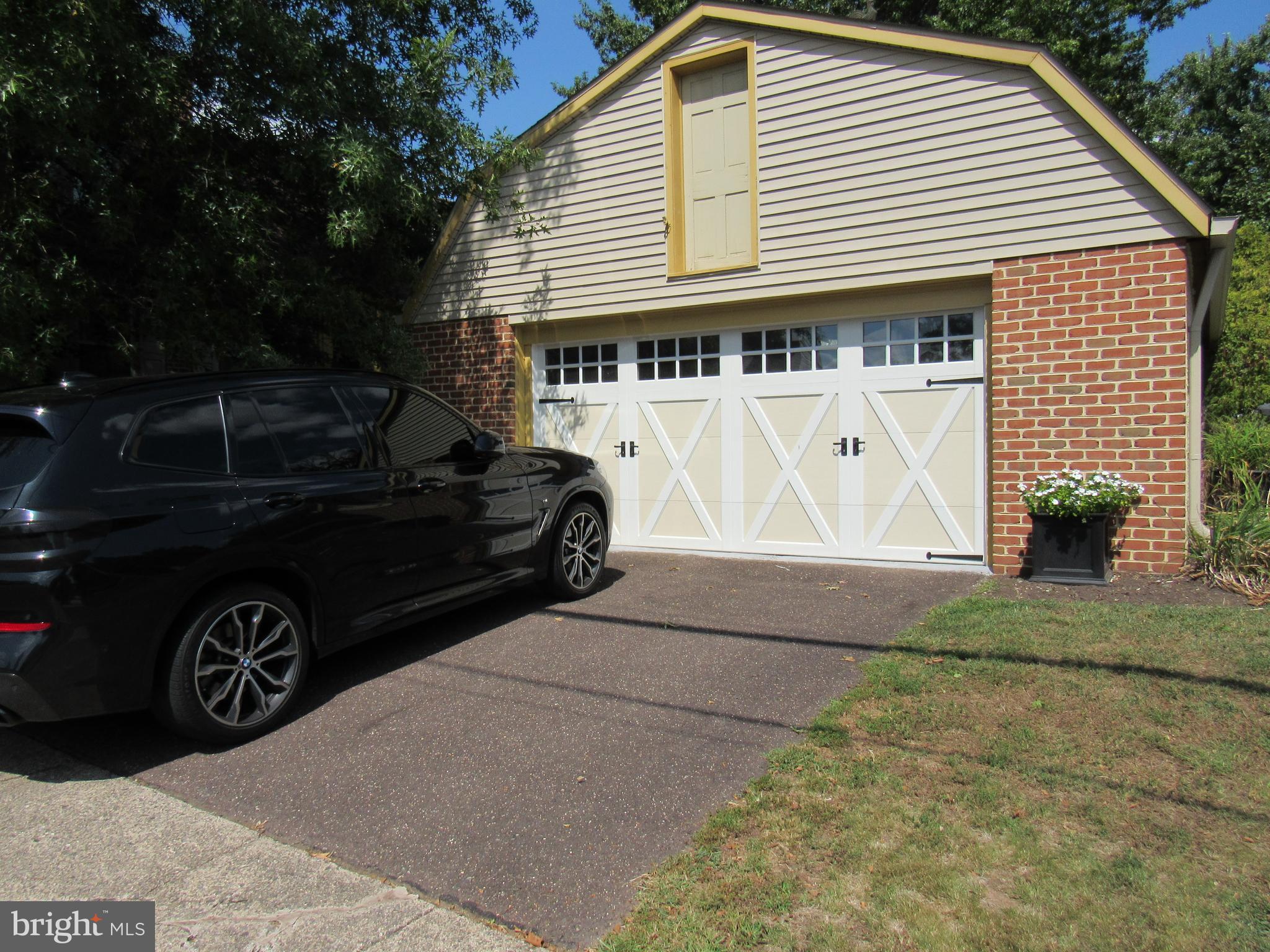 ROSEDALE - Residential