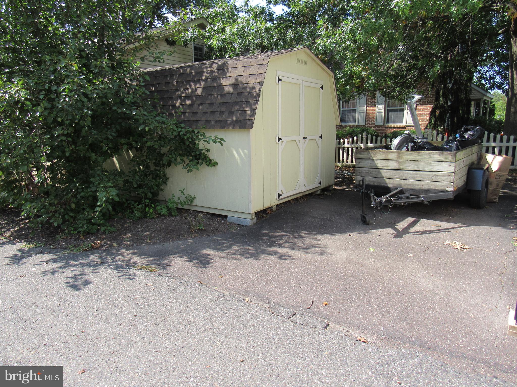 ROSEDALE - Residential