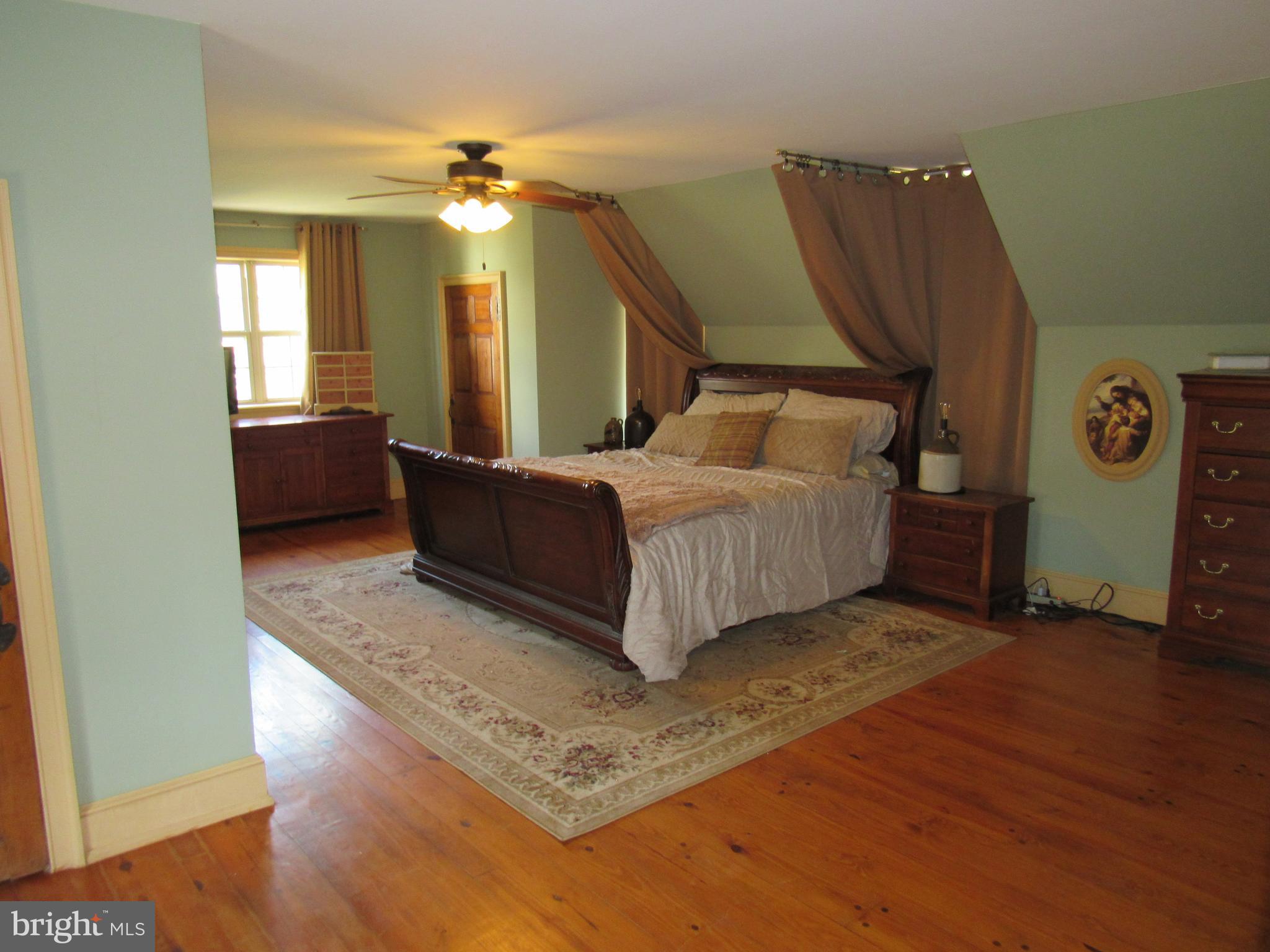 ROSEDALE - Residential