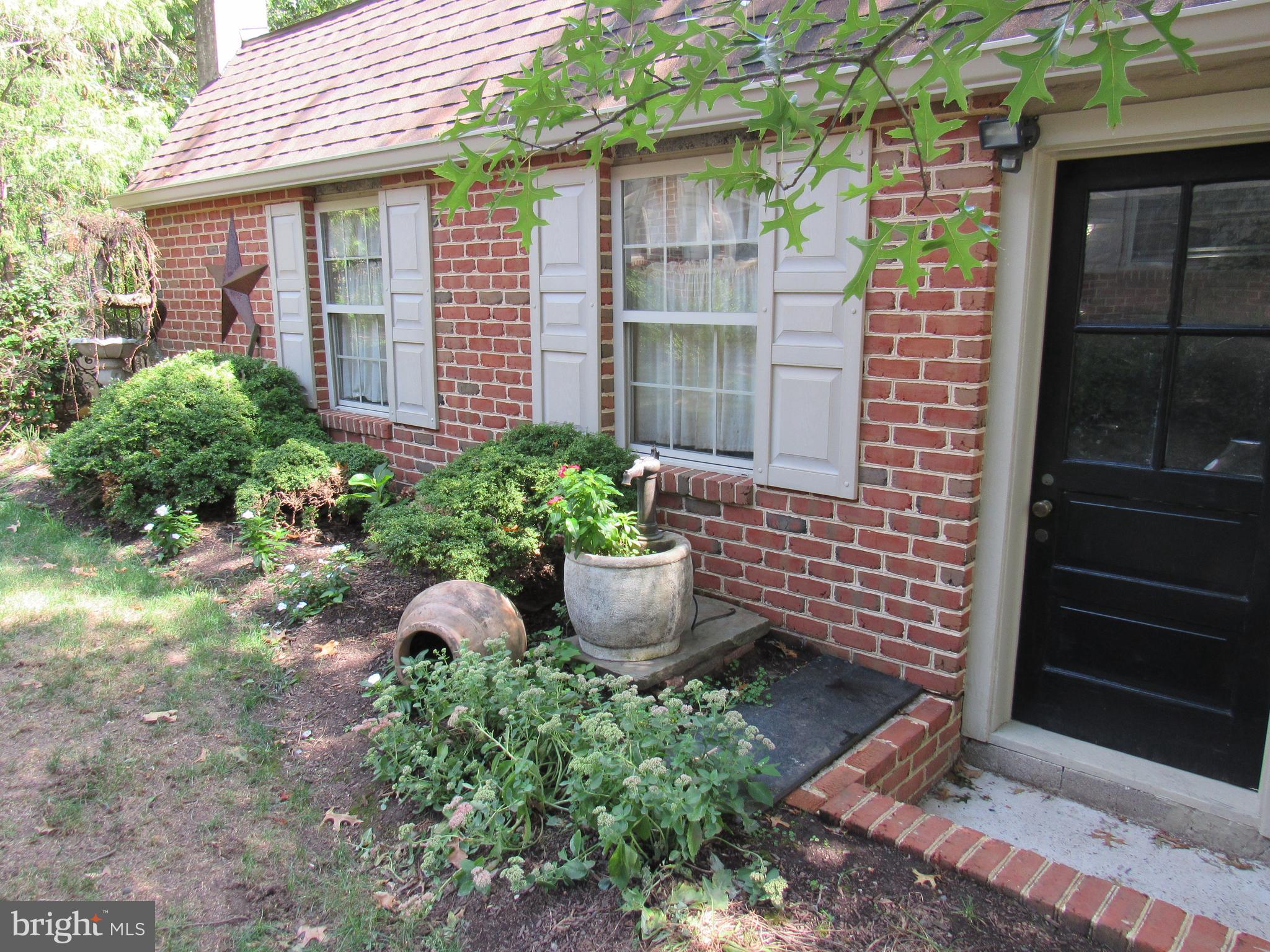 ROSEDALE - Residential