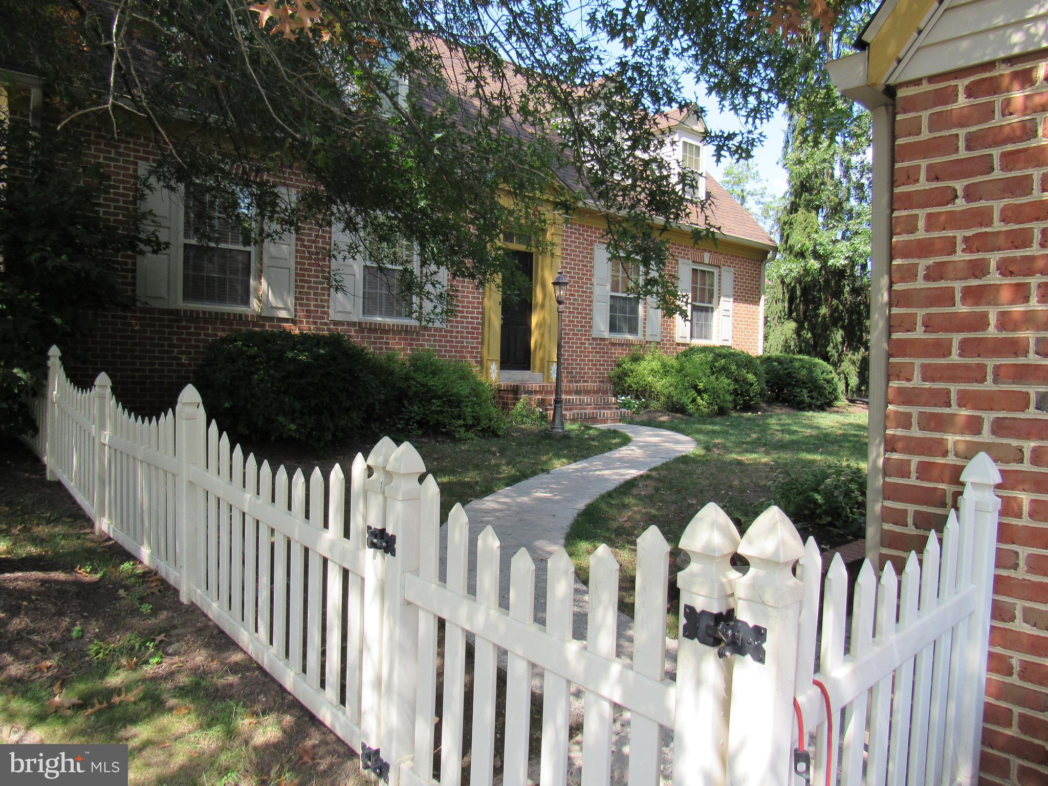 ROSEDALE - Residential