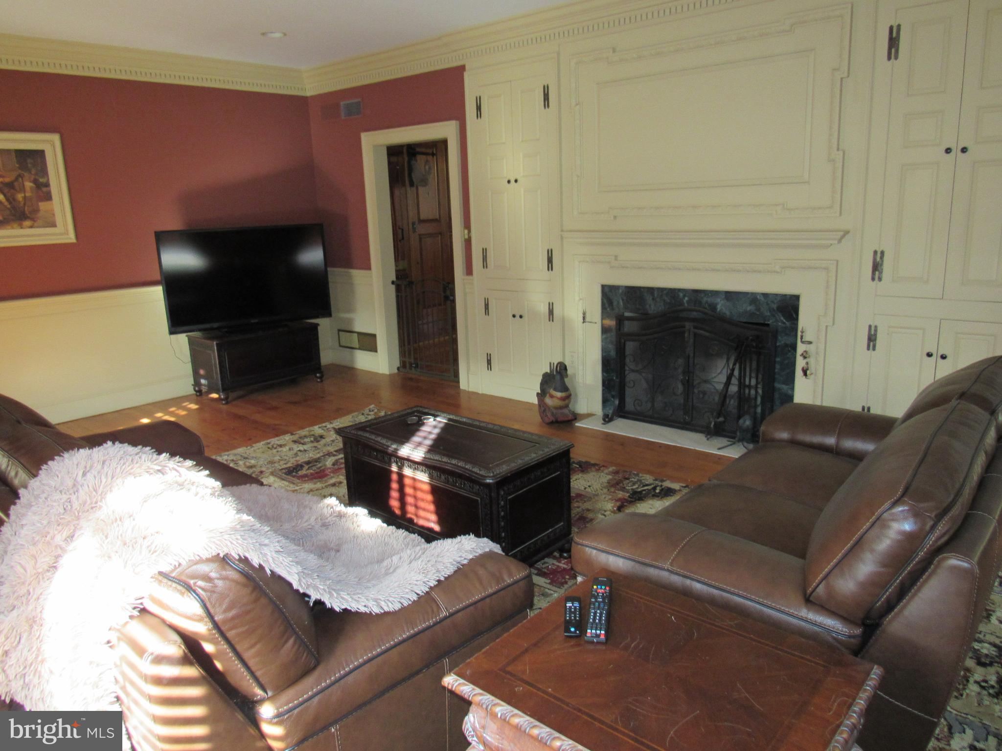 ROSEDALE - Residential