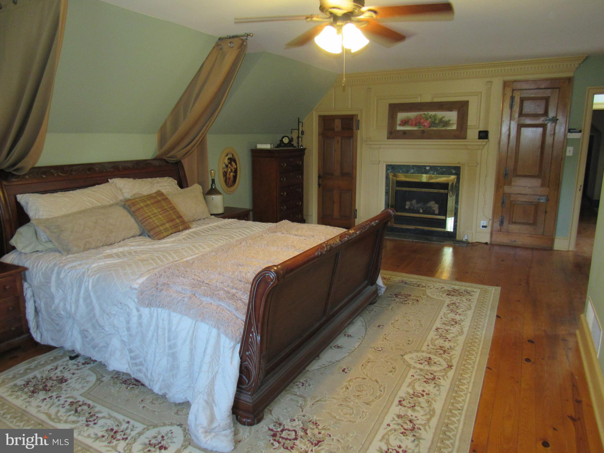 ROSEDALE - Residential