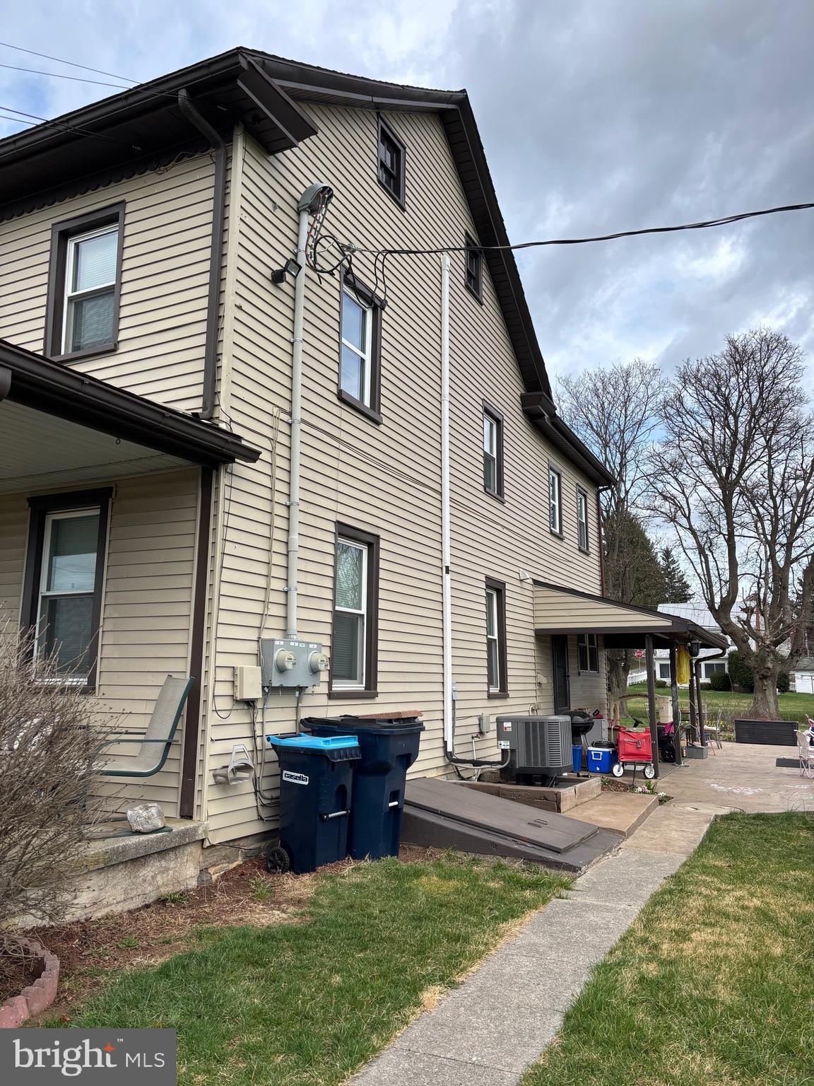 290-294 N CORNWALL ROAD