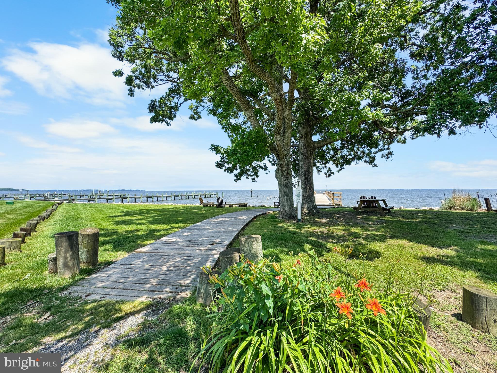 IDLEWILDE ON THE BAY - Residential