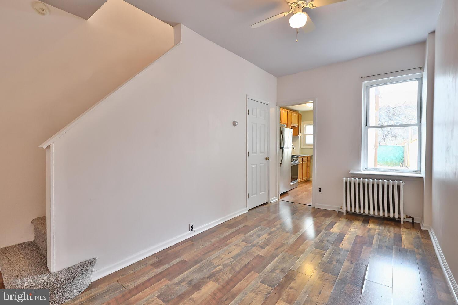 PORT RICHMOND - Residential Lease