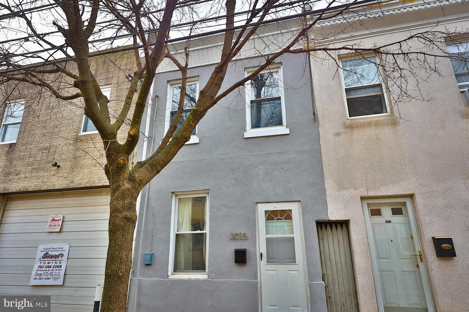 PORT RICHMOND - Residential Lease