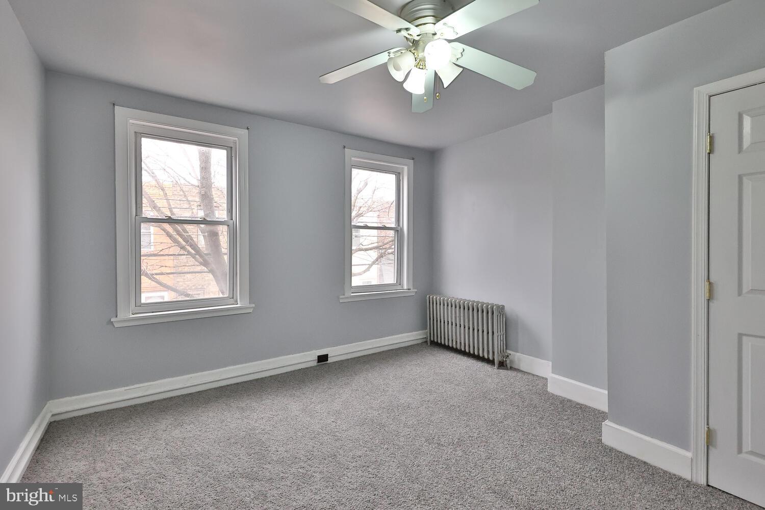 PORT RICHMOND - Residential Lease