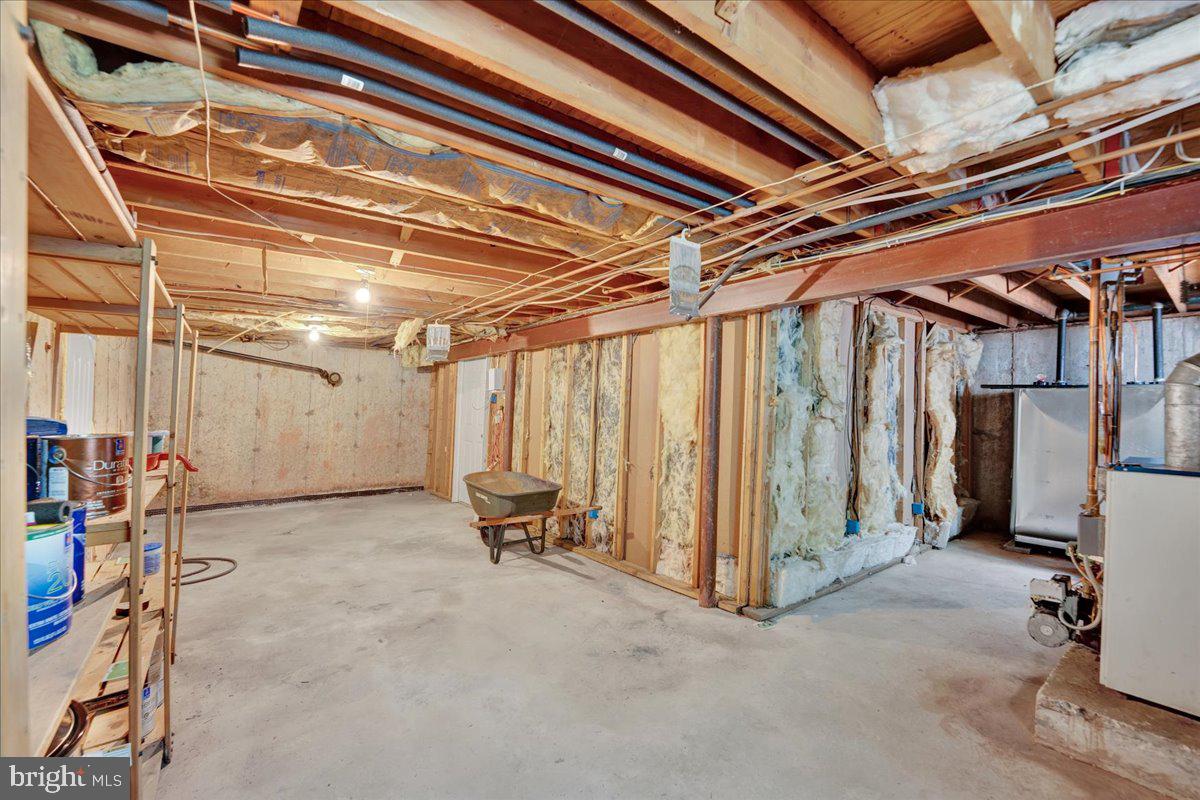 OAK WOOD EAST - Residential