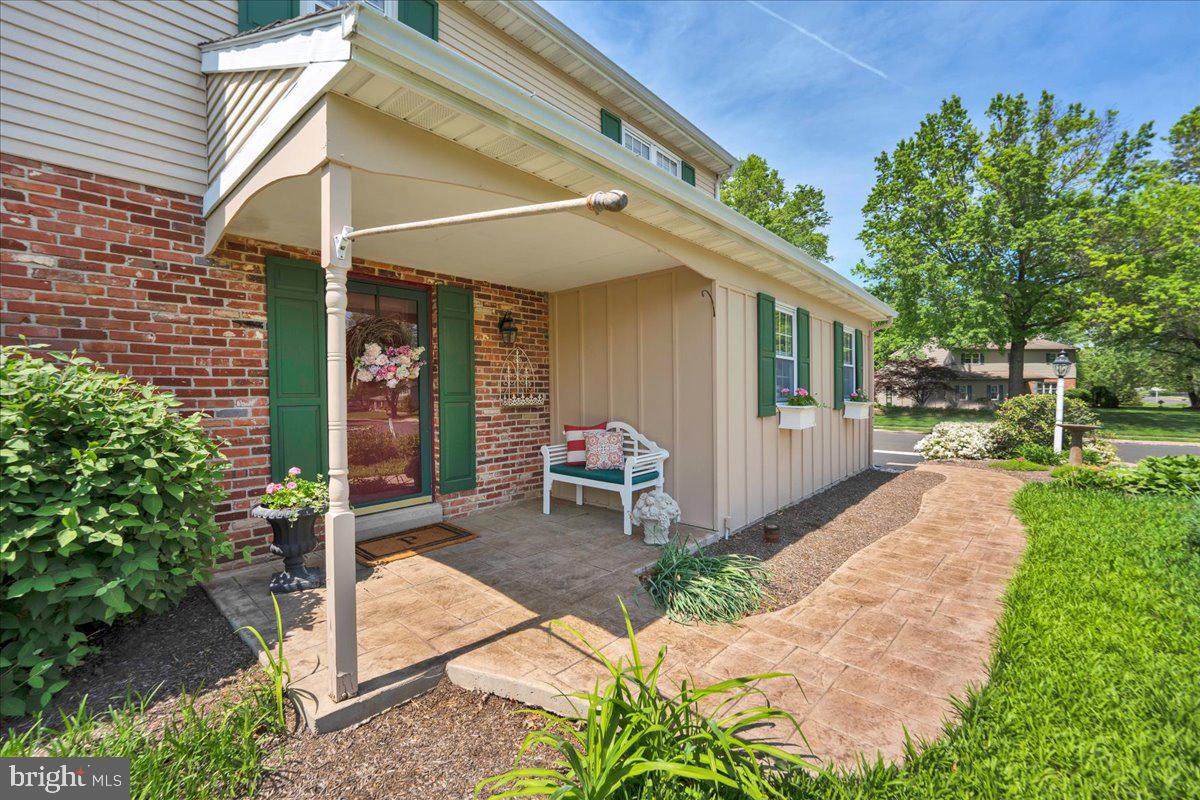 OAK WOOD EAST - Residential