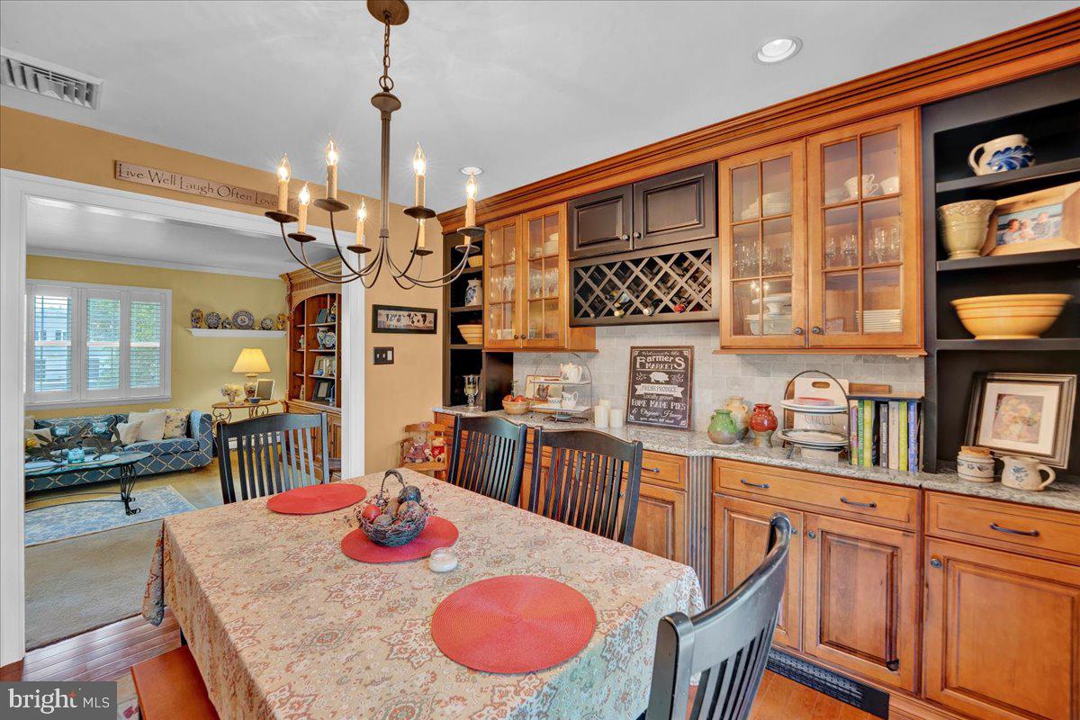 OAK WOOD EAST - Residential