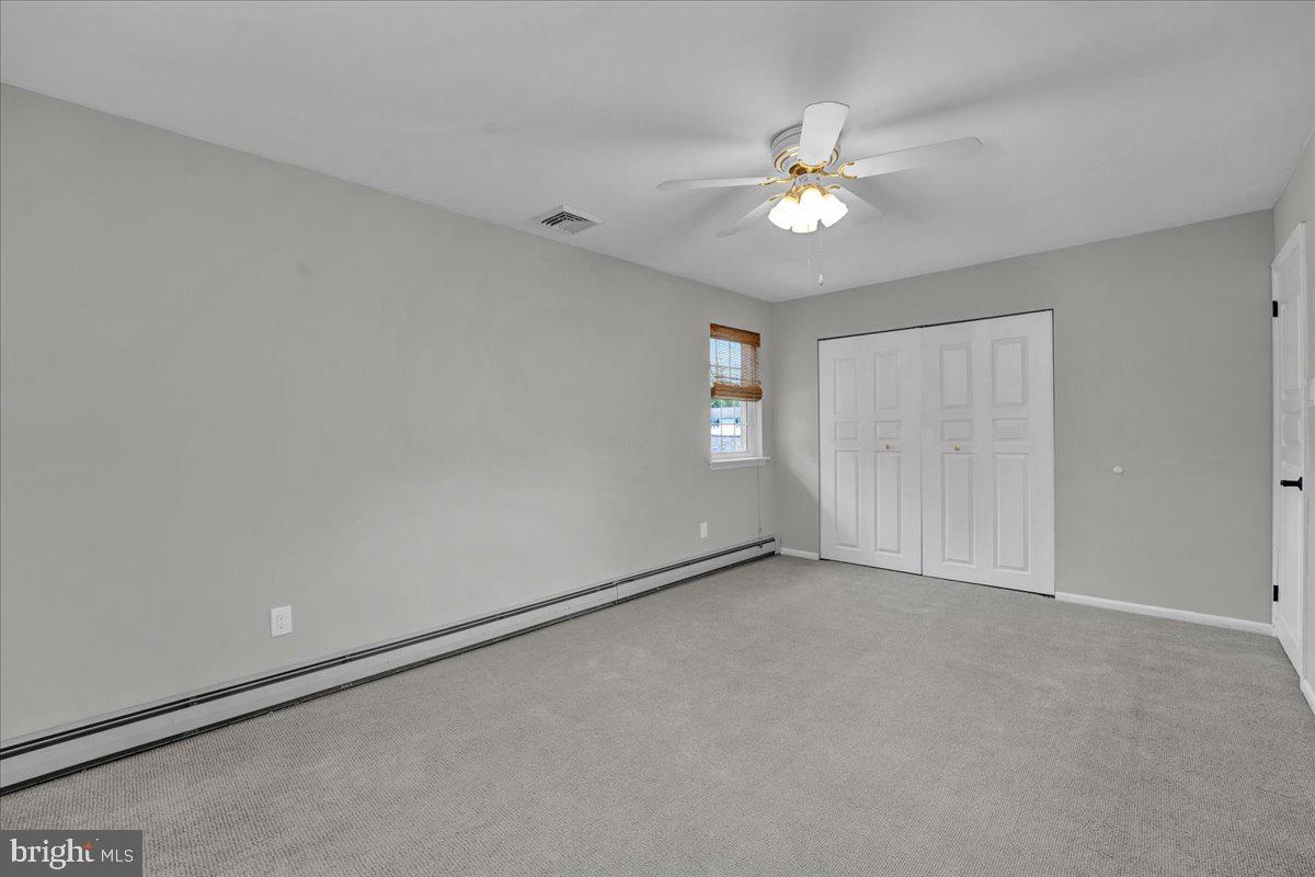 OAK WOOD EAST - Residential