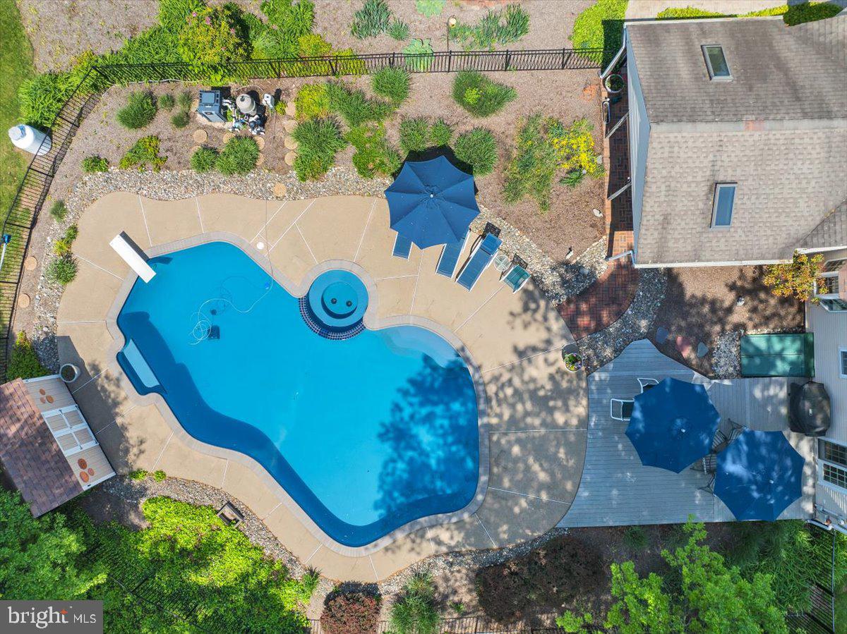 OAK WOOD EAST - Residential