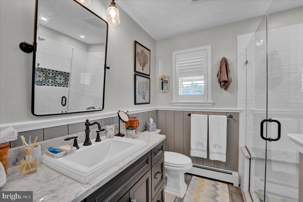 OAK WOOD EAST - Residential