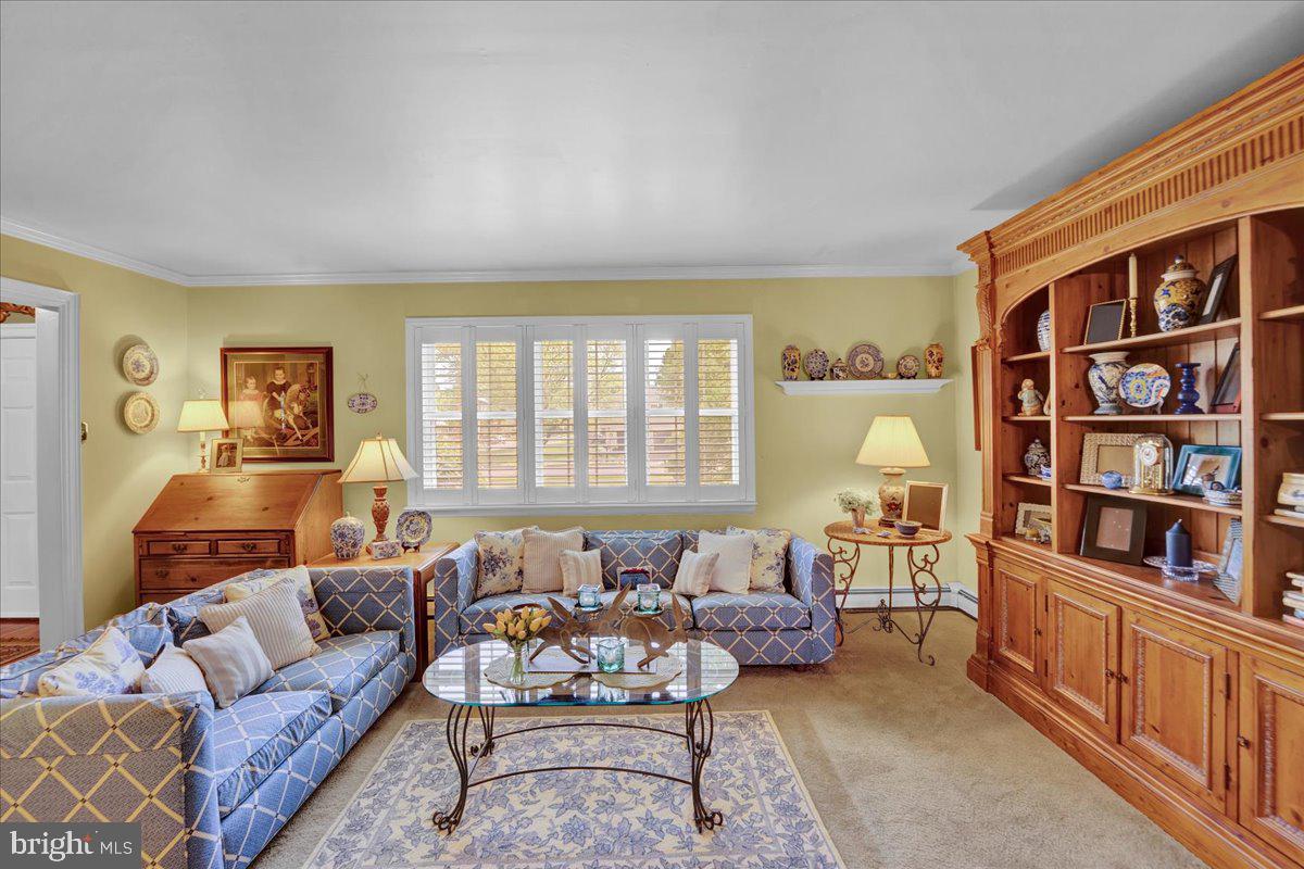 OAK WOOD EAST - Residential