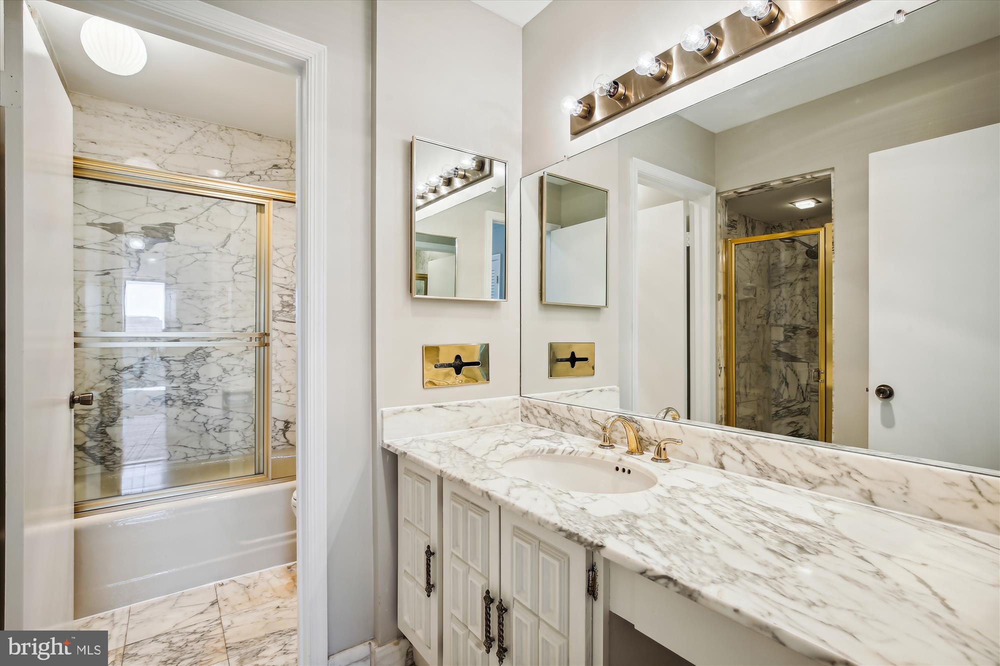 THE REPRESENTATIVE - Residential Lease