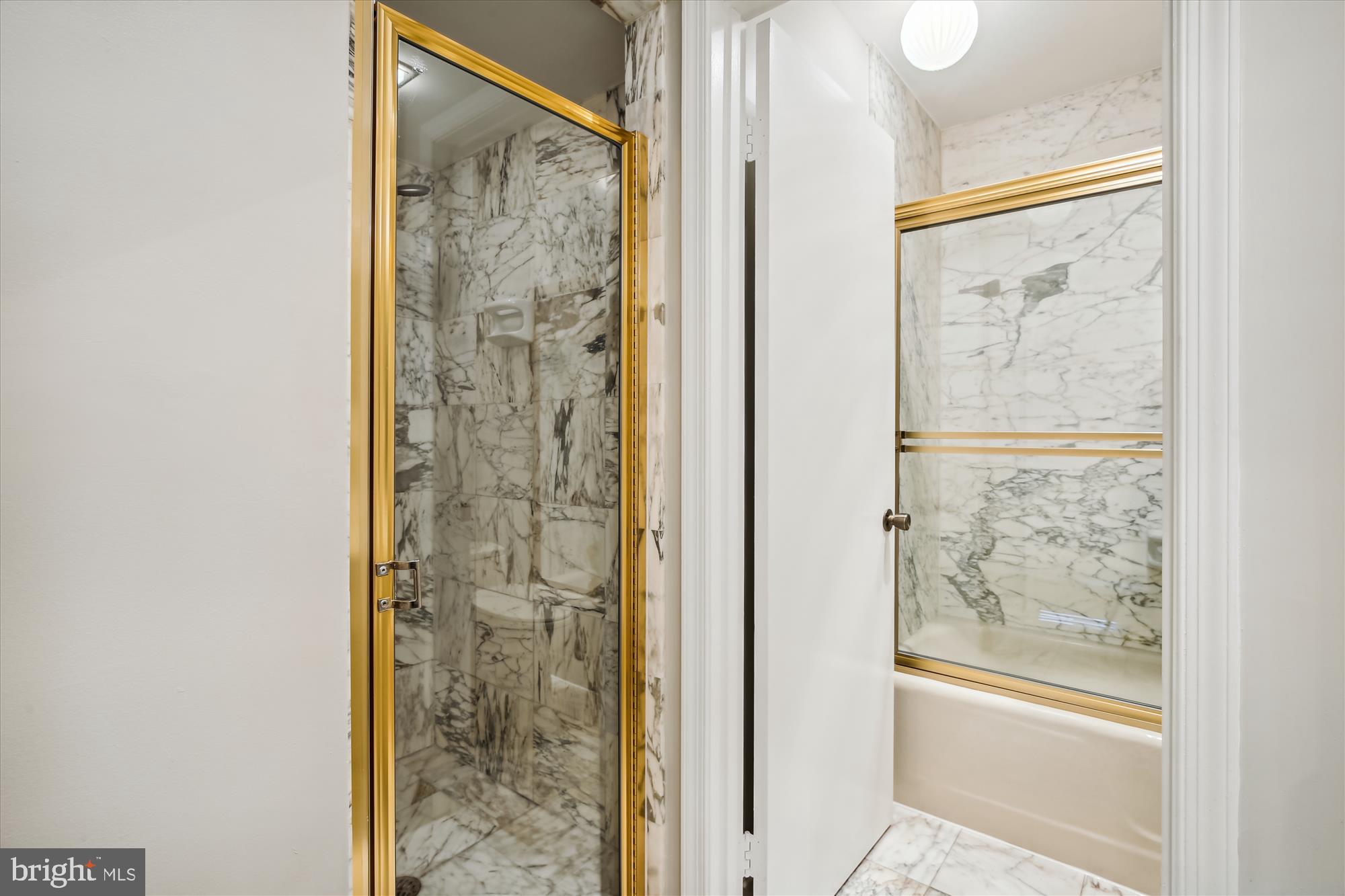 THE REPRESENTATIVE - Residential Lease