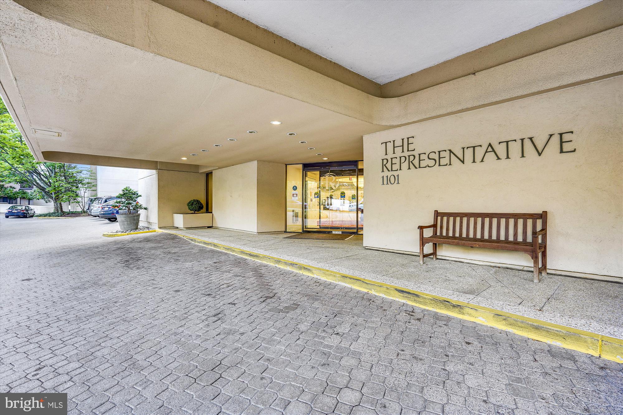 THE REPRESENTATIVE - Residential Lease