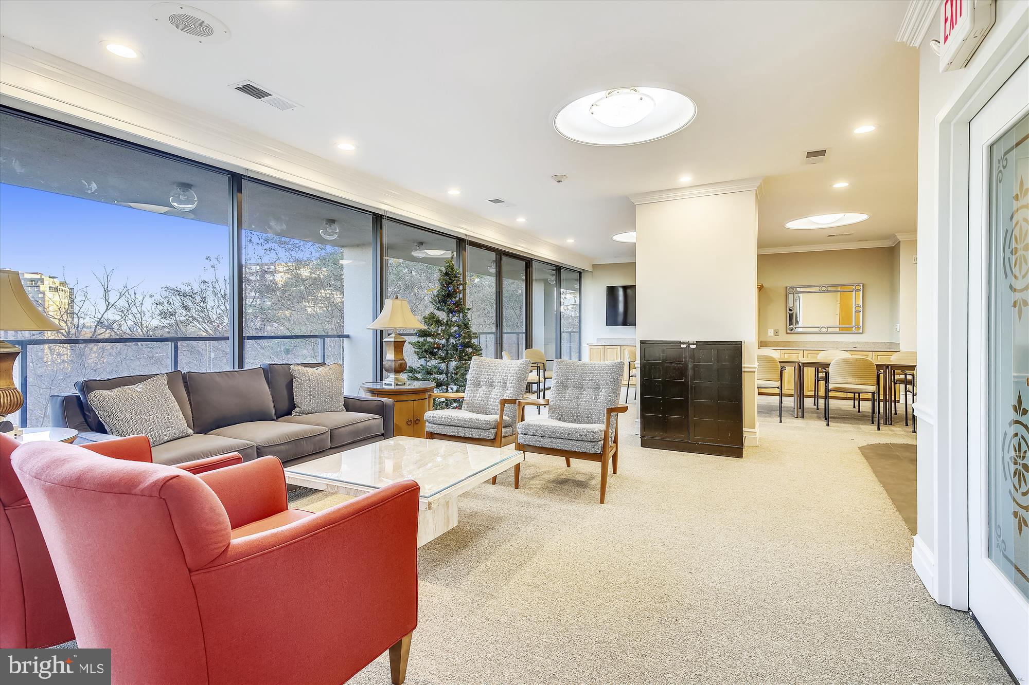 THE REPRESENTATIVE - Residential Lease