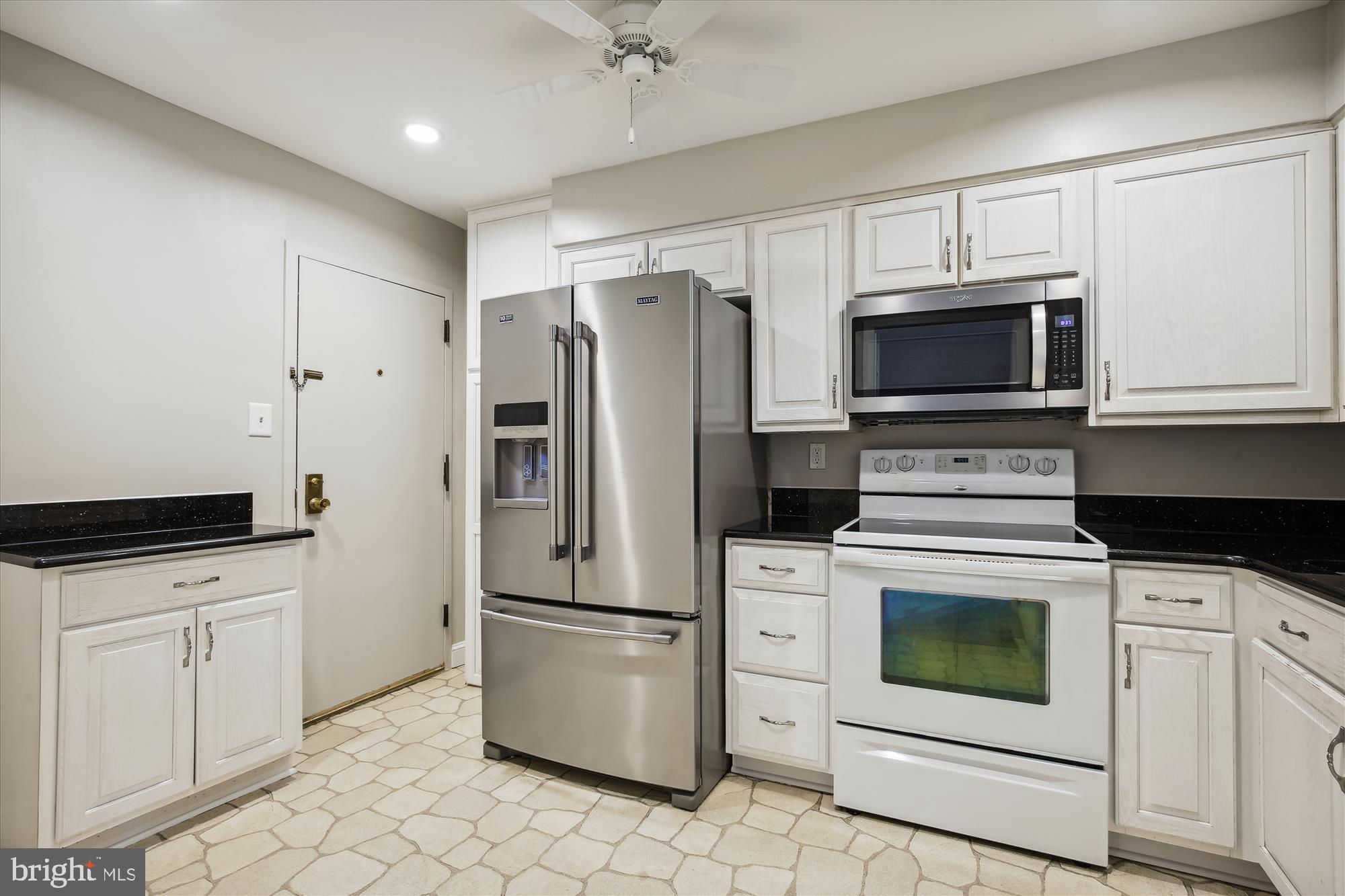 THE REPRESENTATIVE - Residential Lease