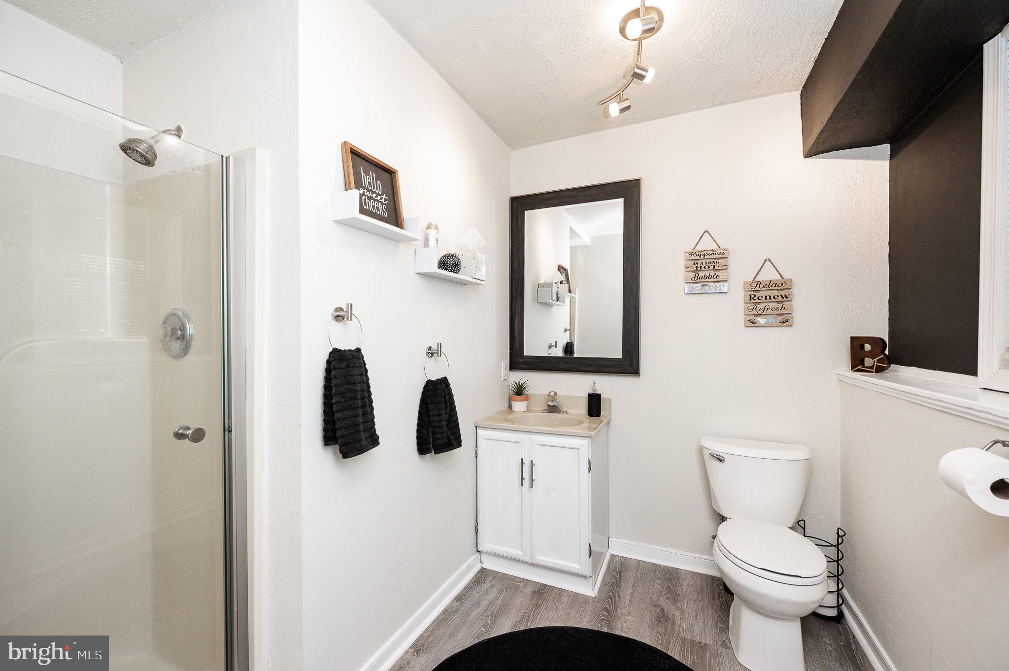 LAKE WILDERNESS - Residential