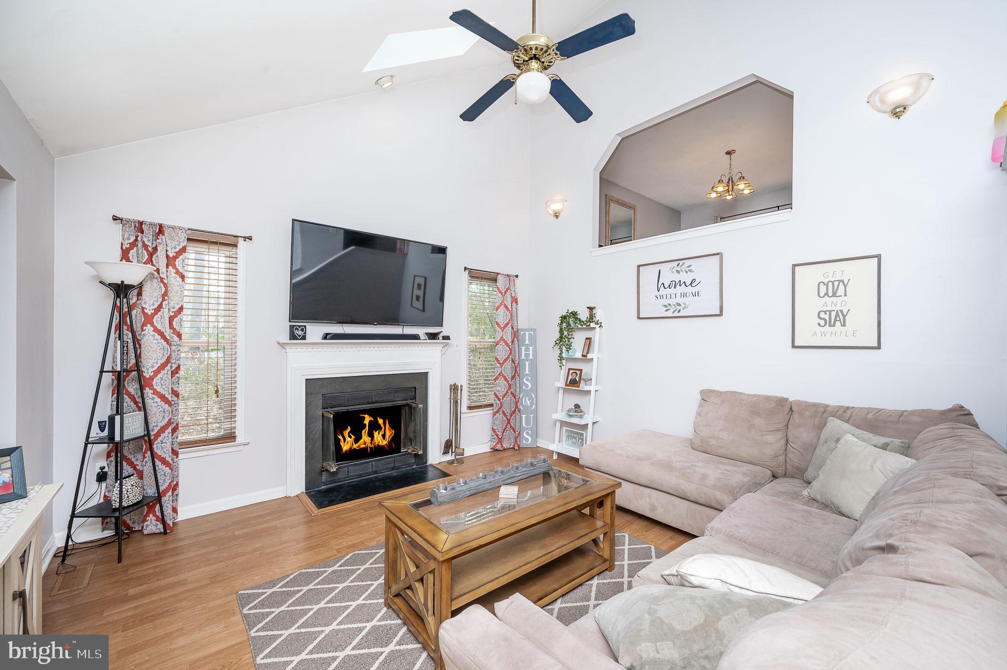 LAKE WILDERNESS - Residential