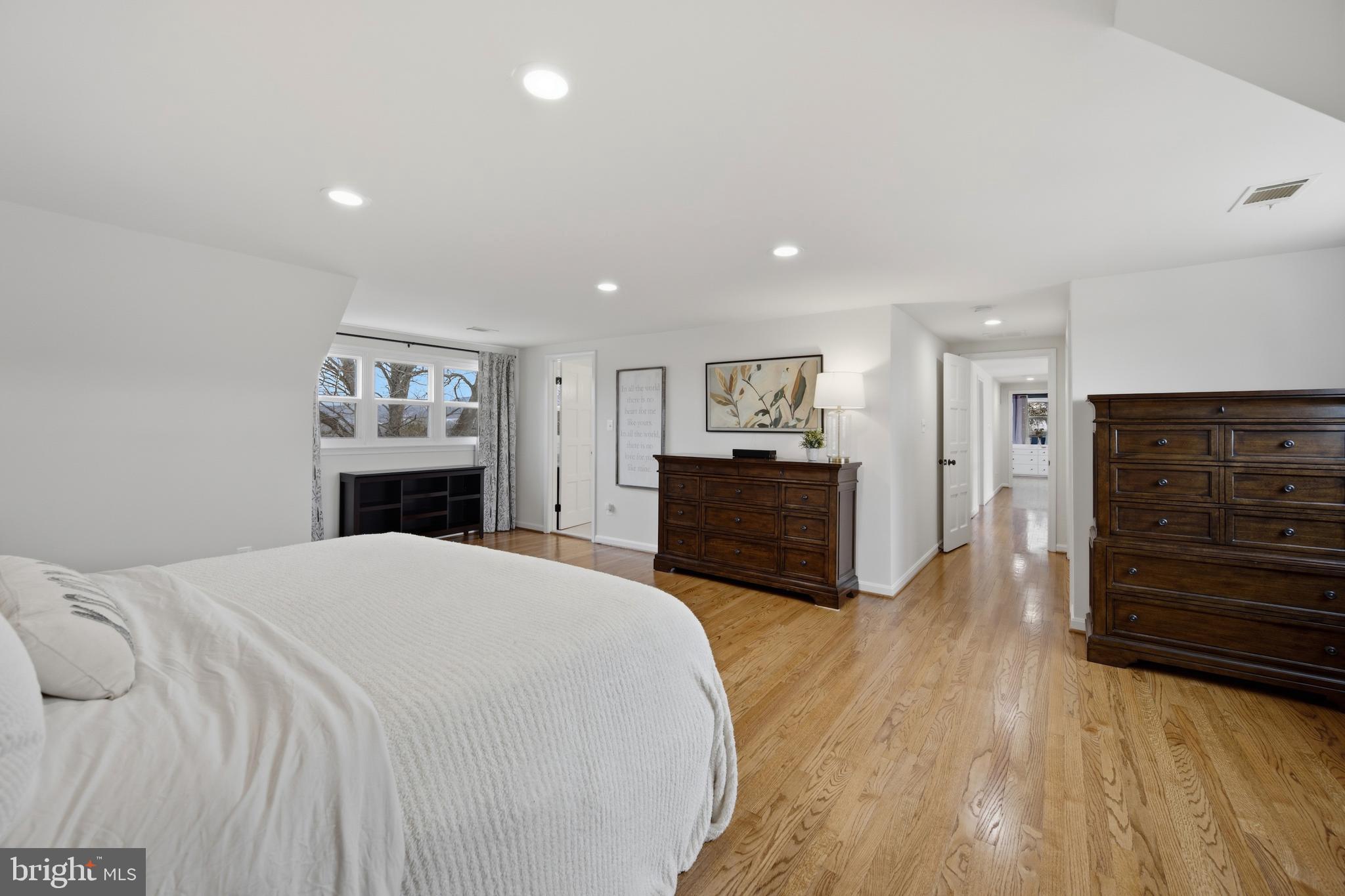 MIDDLETOWN VIEWS - Residential