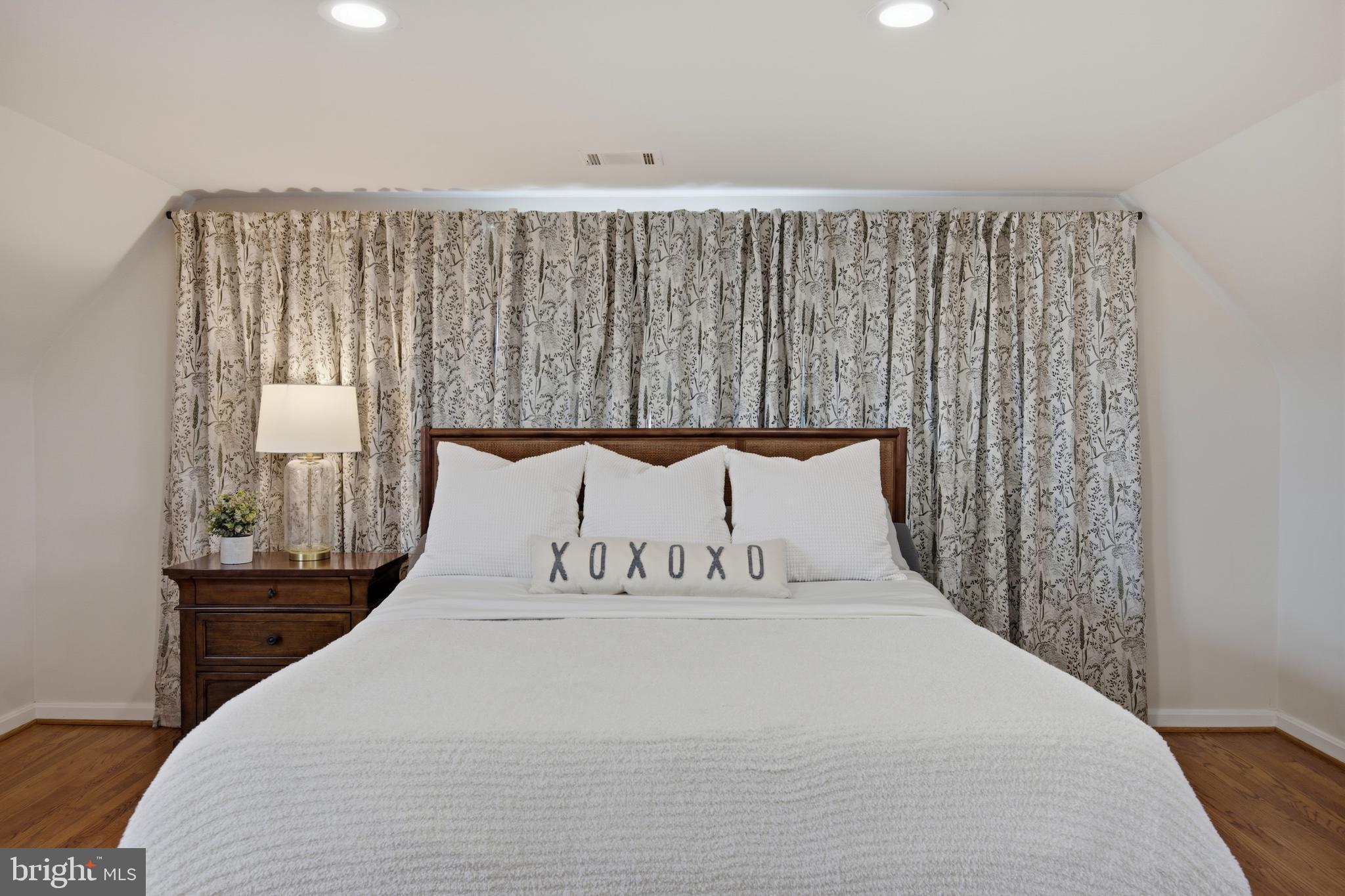 MIDDLETOWN VIEWS - Residential