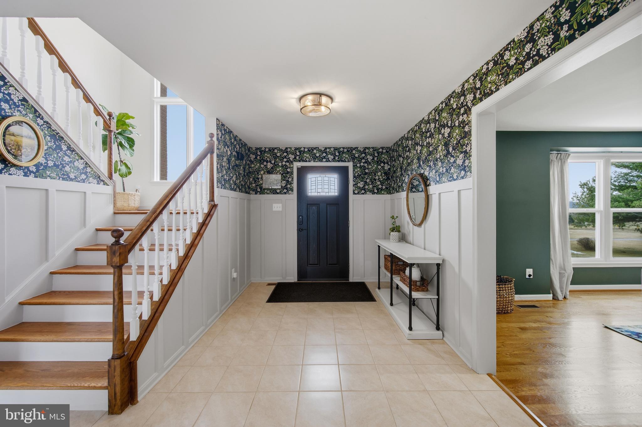 MIDDLETOWN VIEWS - Residential