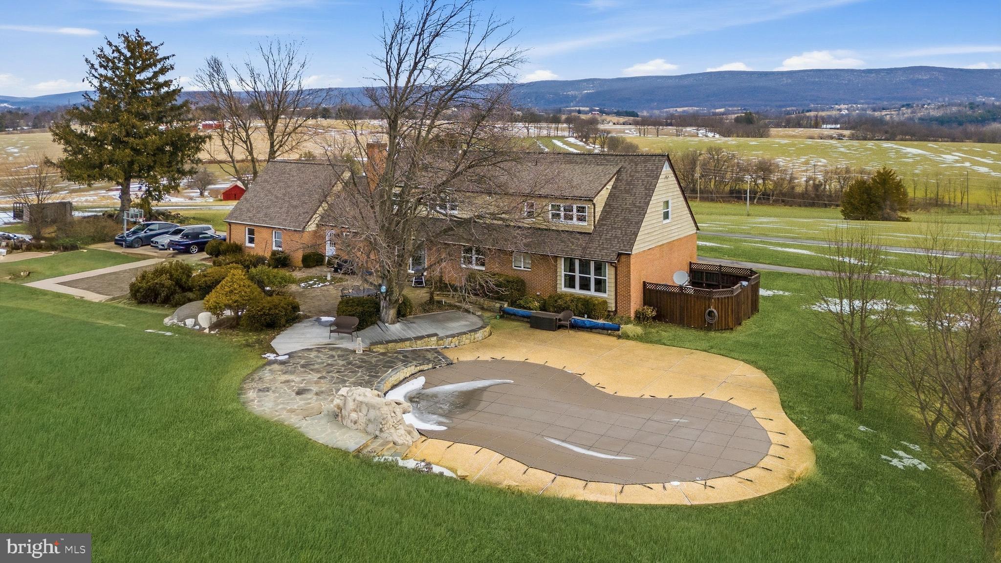 MIDDLETOWN VIEWS - Residential