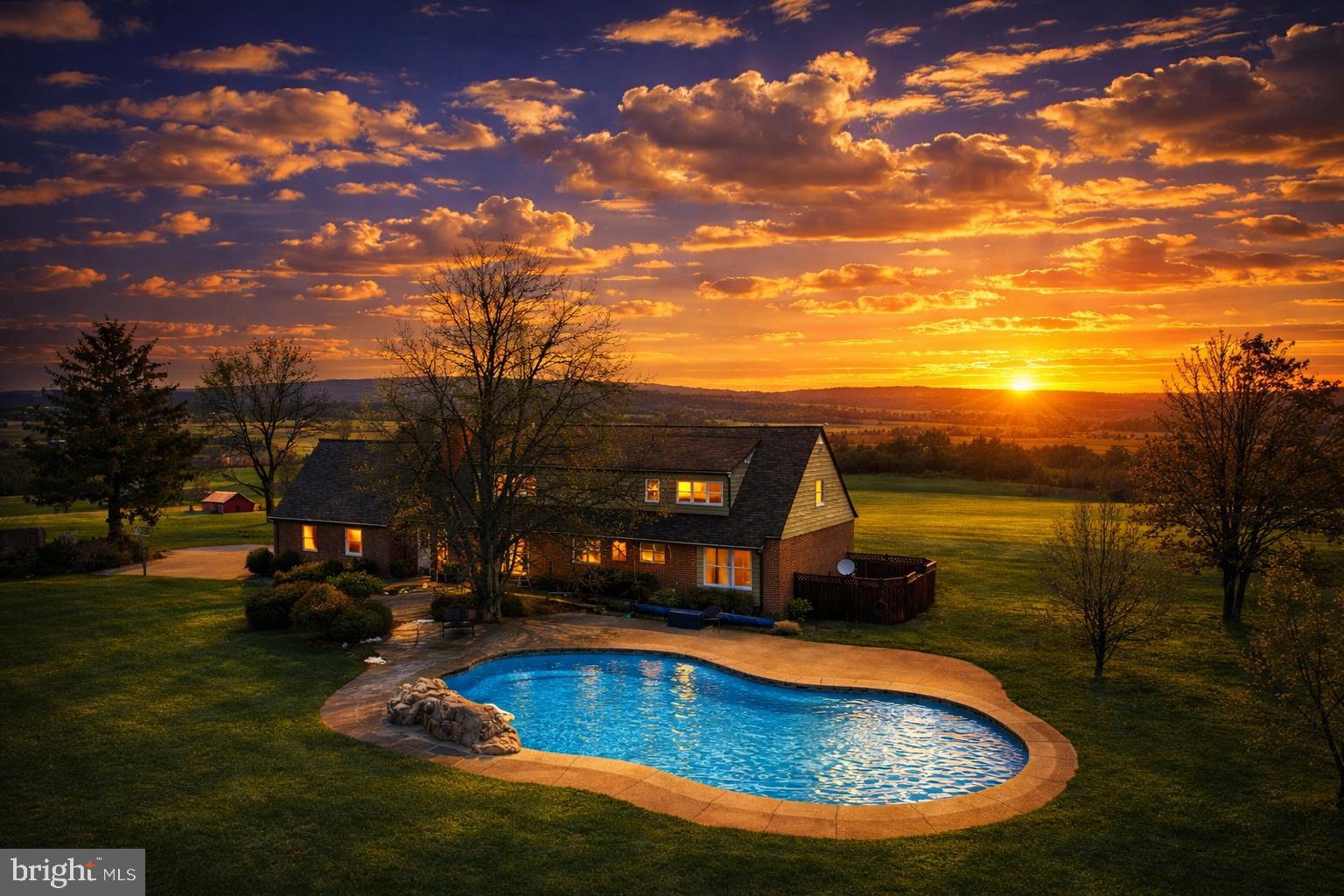 MIDDLETOWN VIEWS - Residential