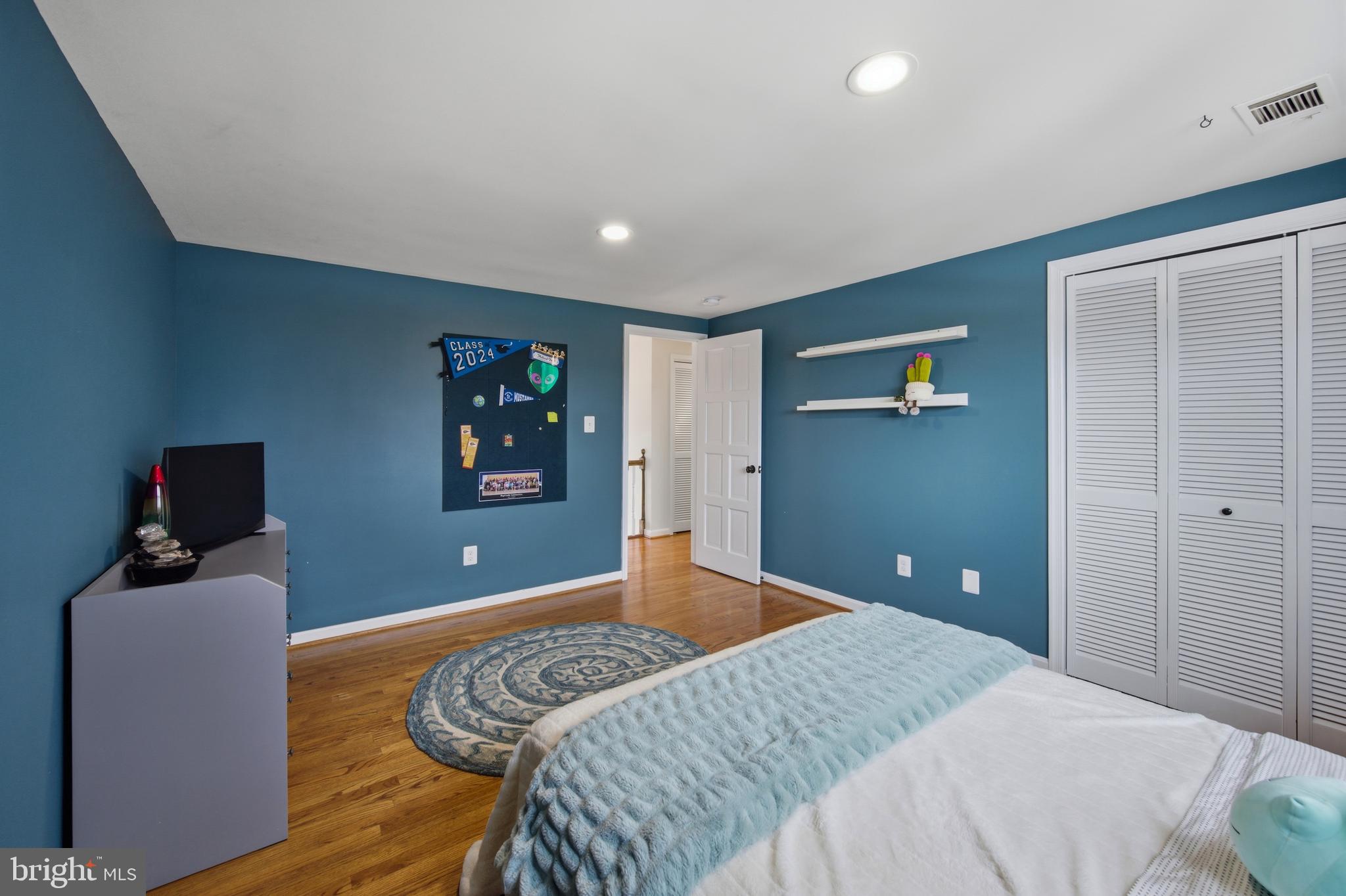 MIDDLETOWN VIEWS - Residential