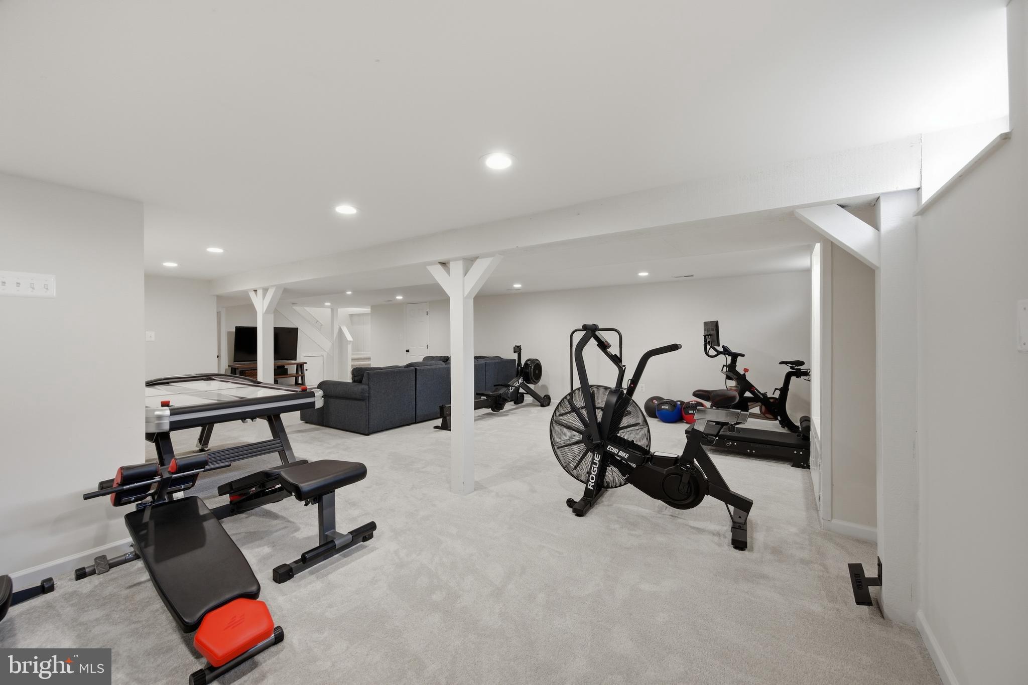 MIDDLETOWN VIEWS - Residential