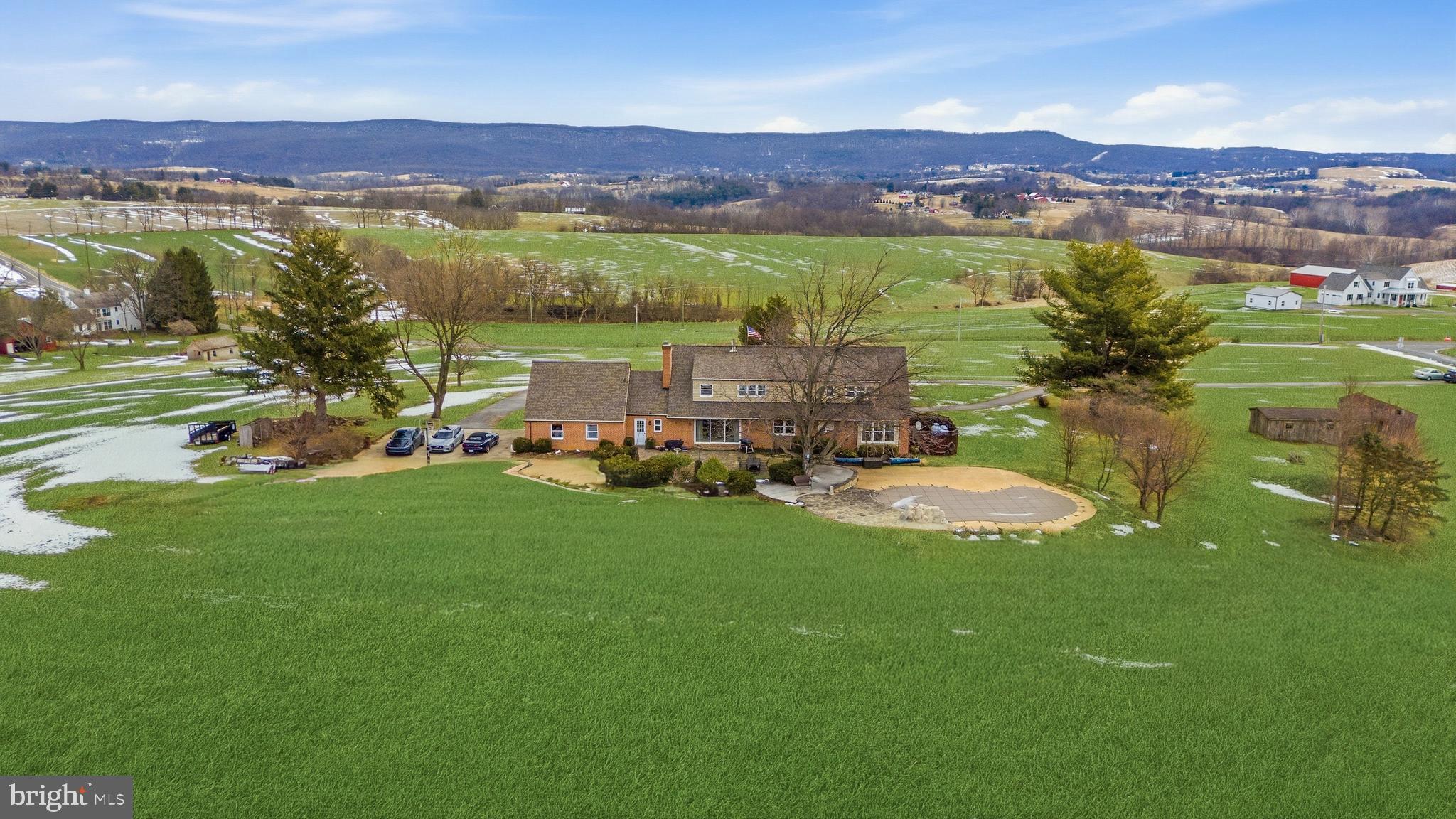 MIDDLETOWN VIEWS - Residential