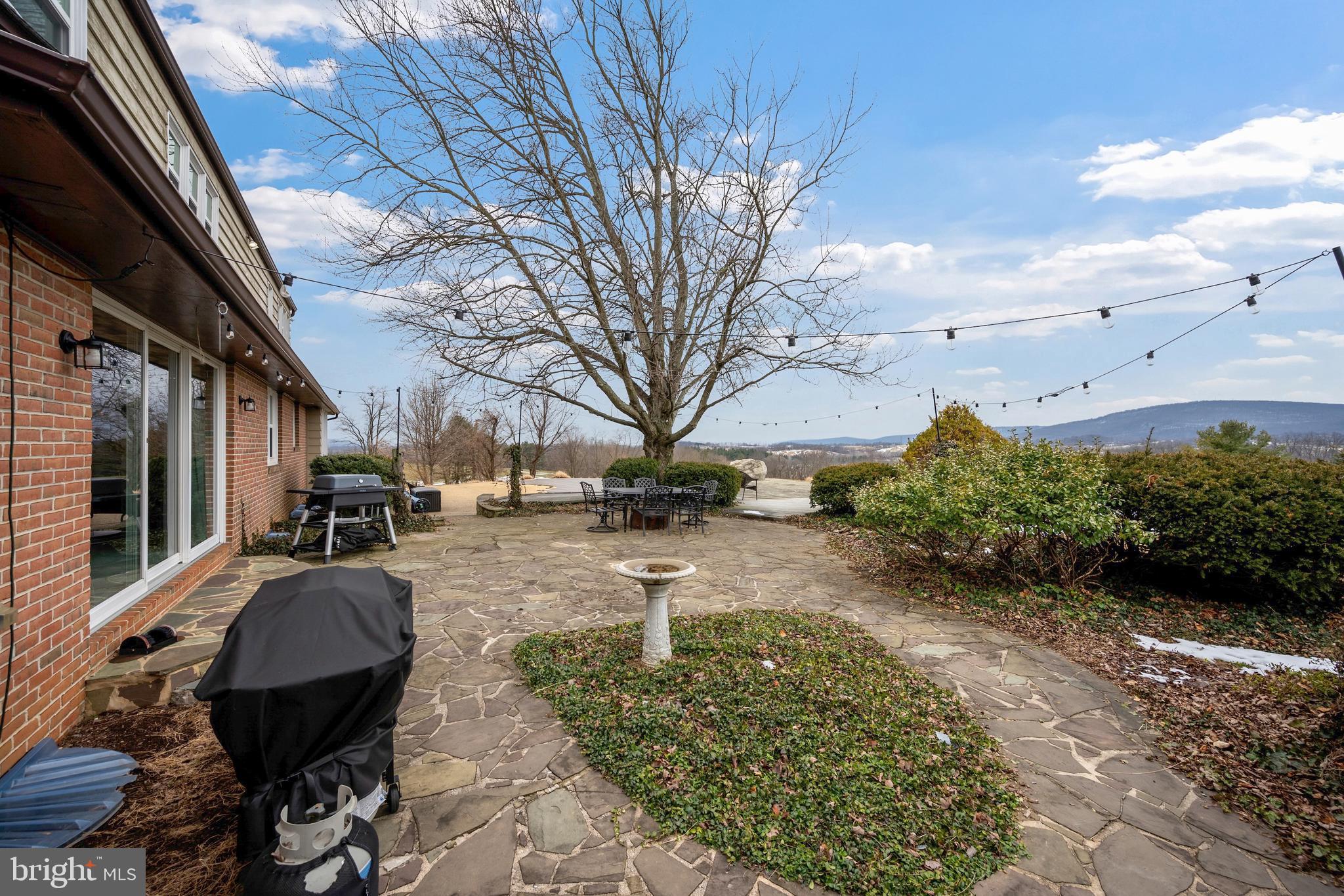 MIDDLETOWN VIEWS - Residential