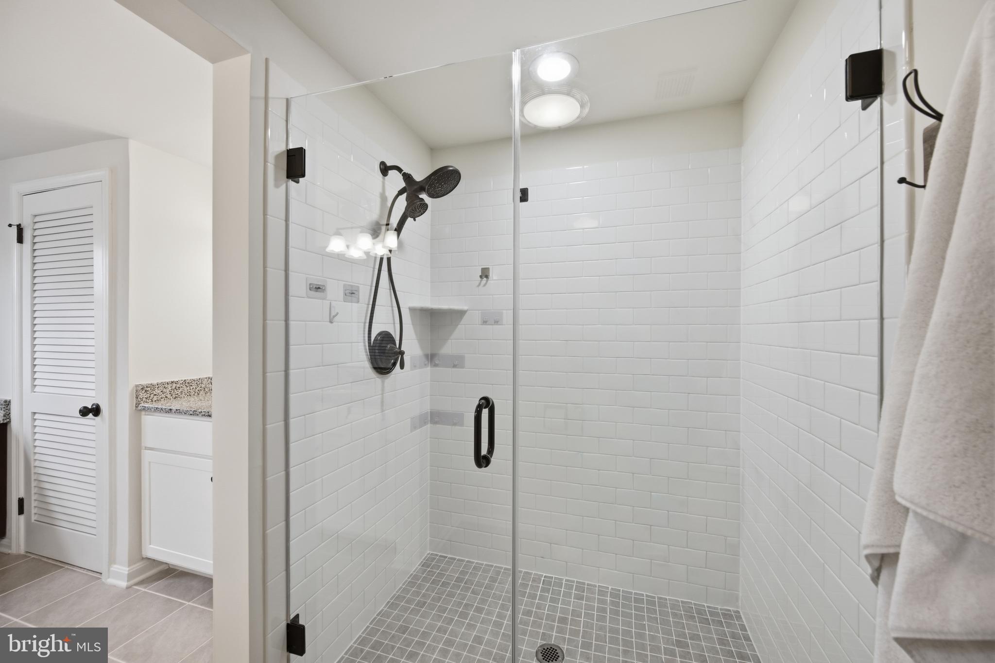 MIDDLETOWN VIEWS - Residential