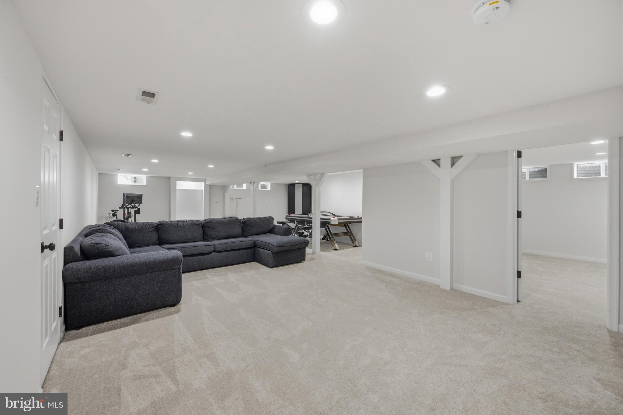 MIDDLETOWN VIEWS - Residential