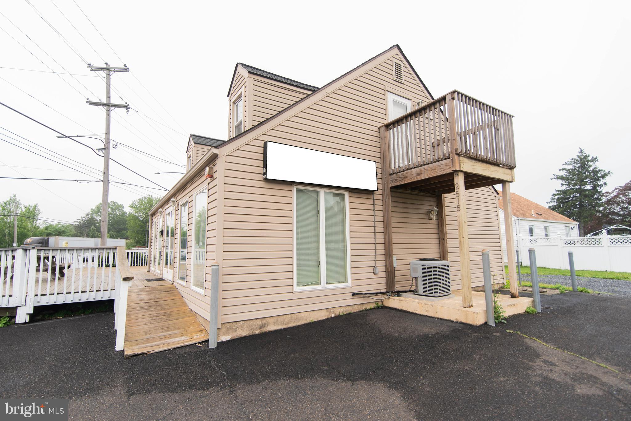 2515 EASTON ROAD