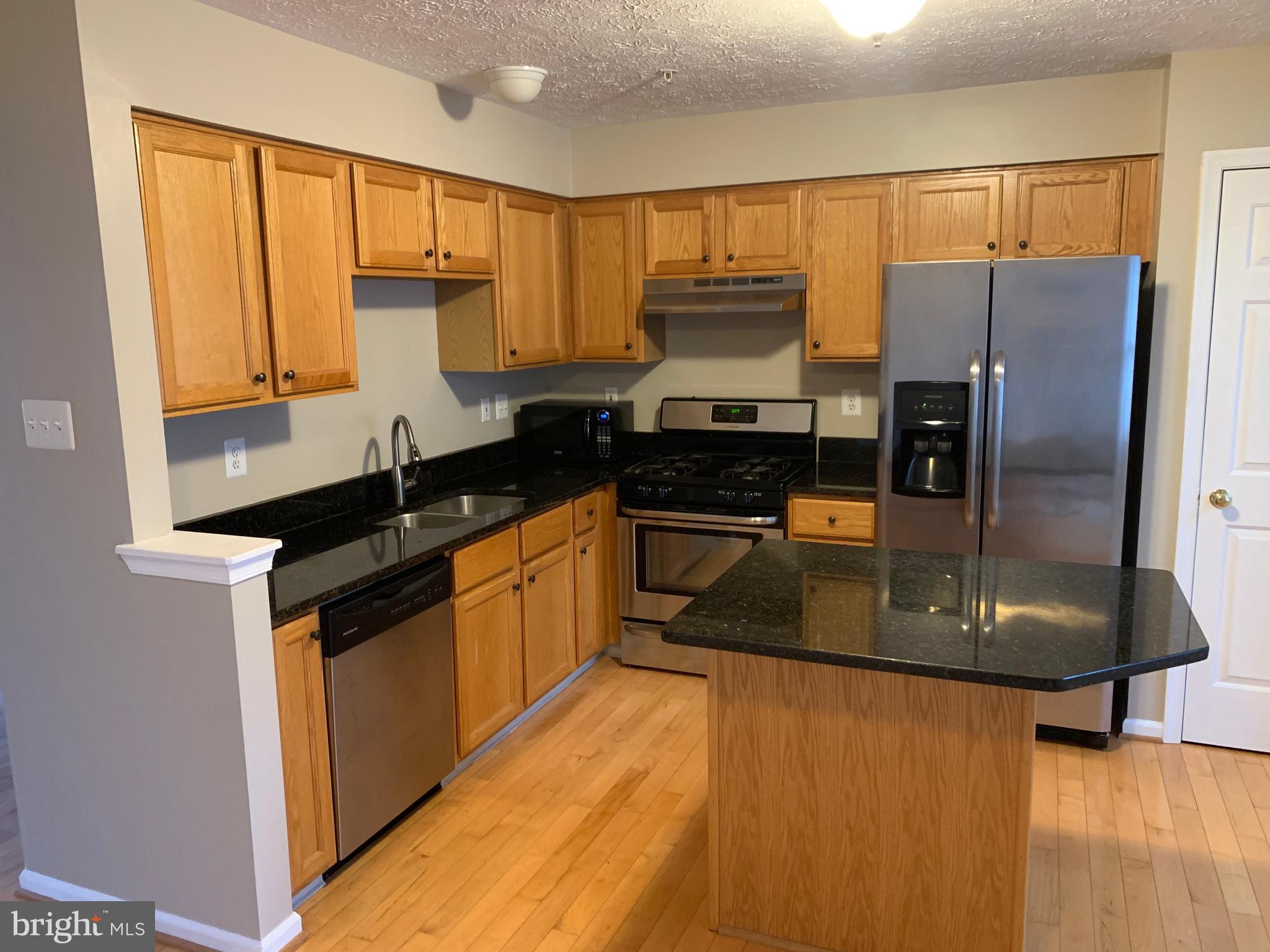 BRIGHTFIELD - Residential Lease