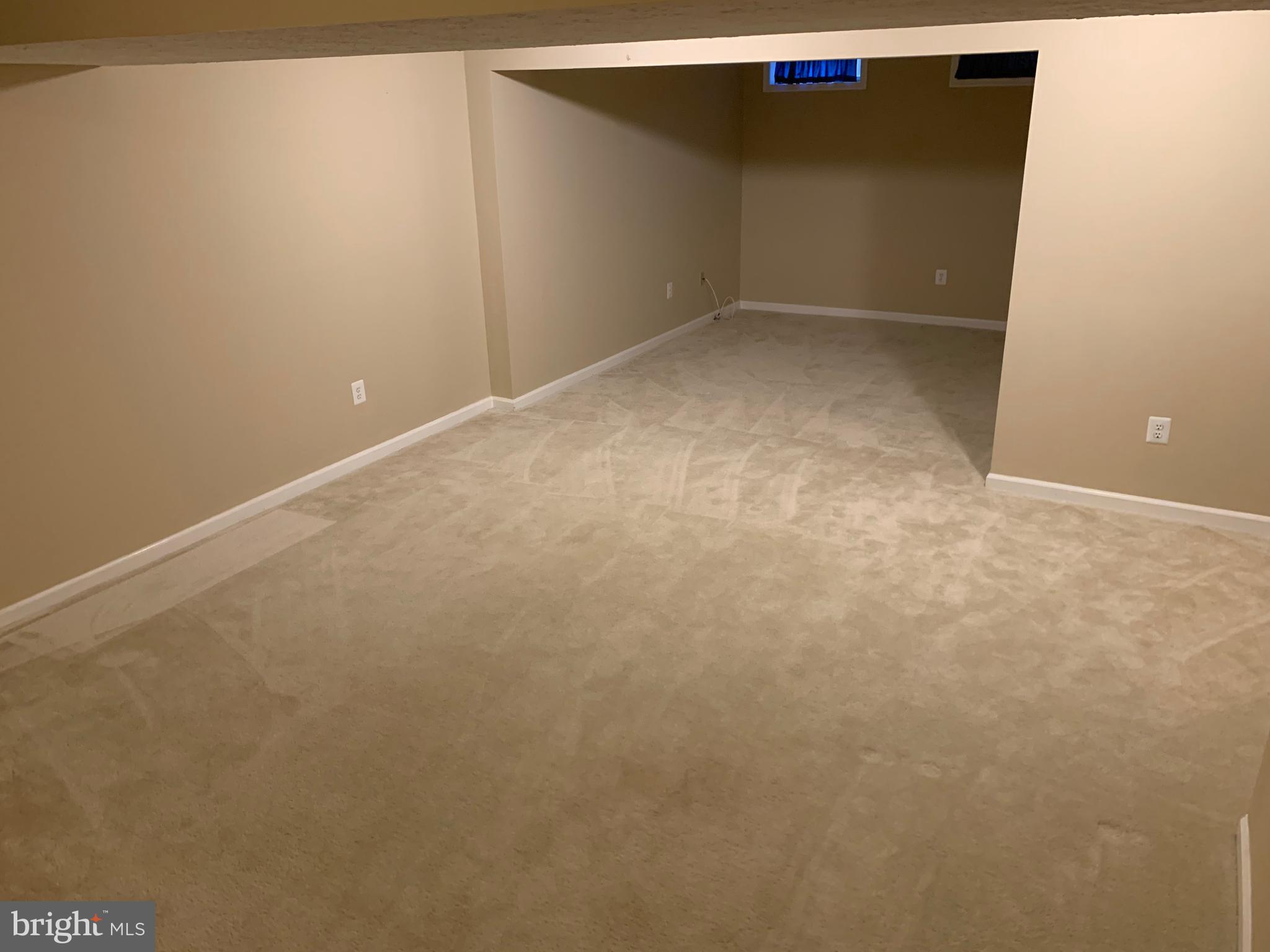 BRIGHTFIELD - Residential Lease