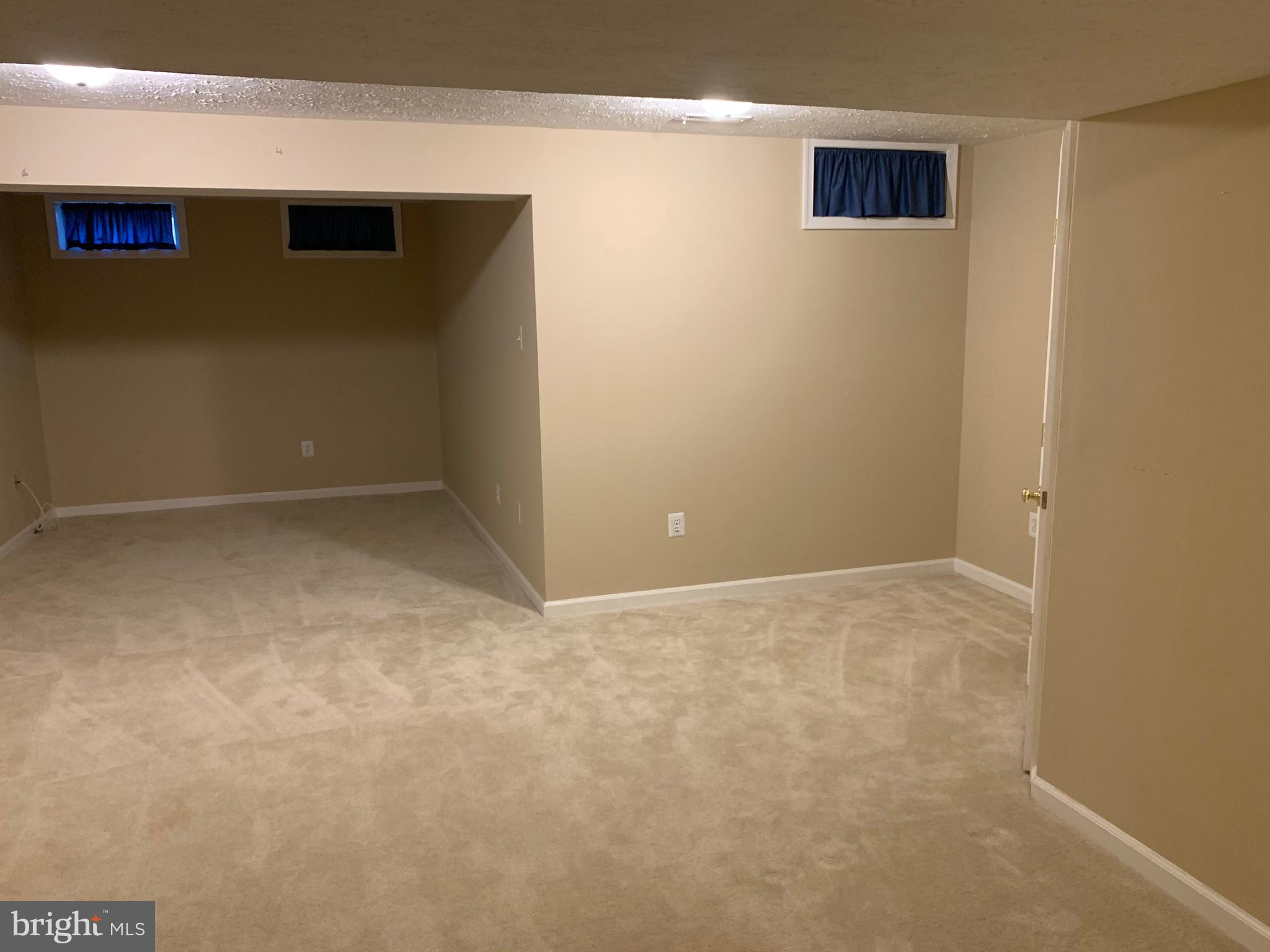 BRIGHTFIELD - Residential Lease