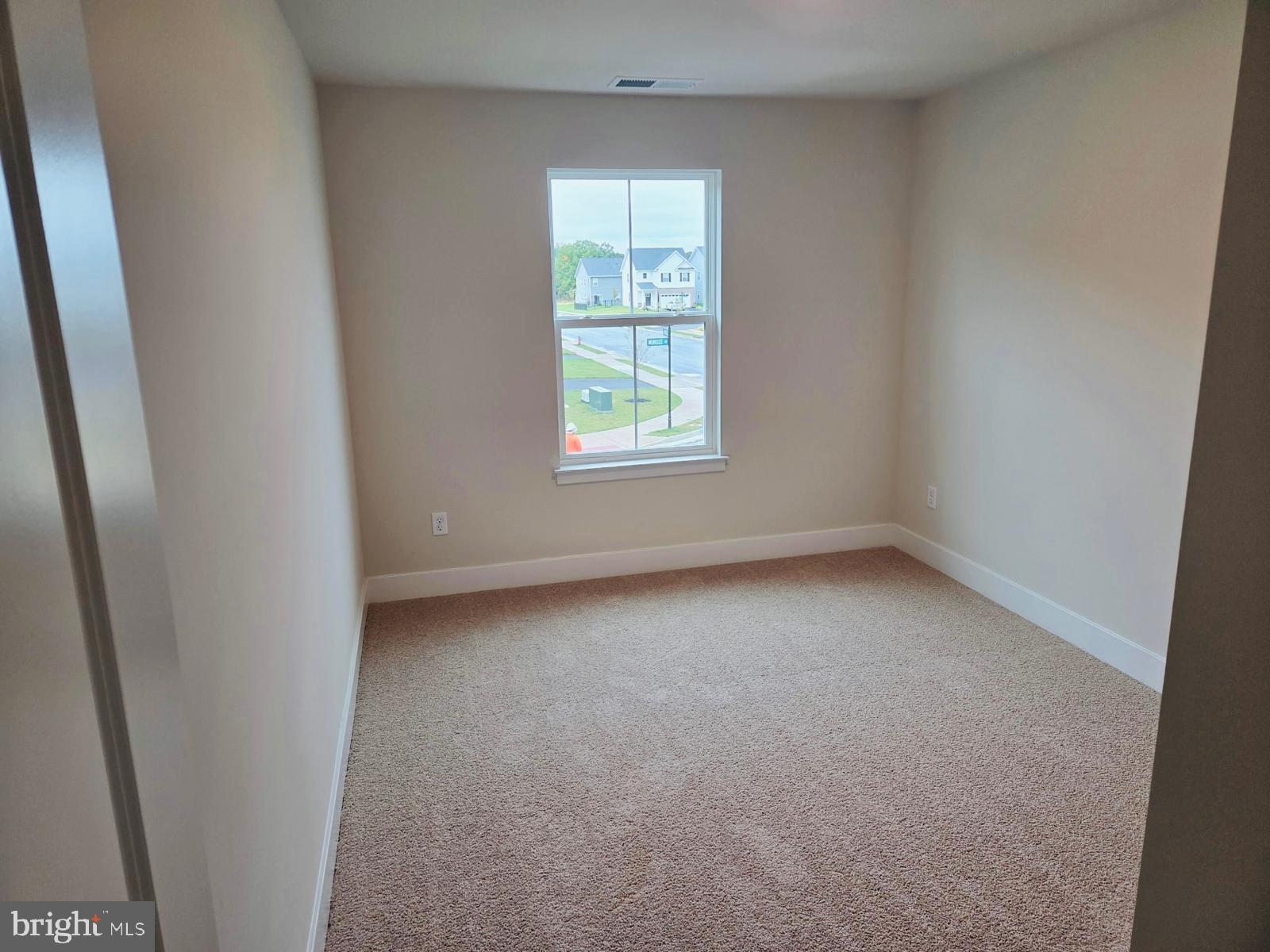 RETREAT AT WINDING CREEK - Residential Lease